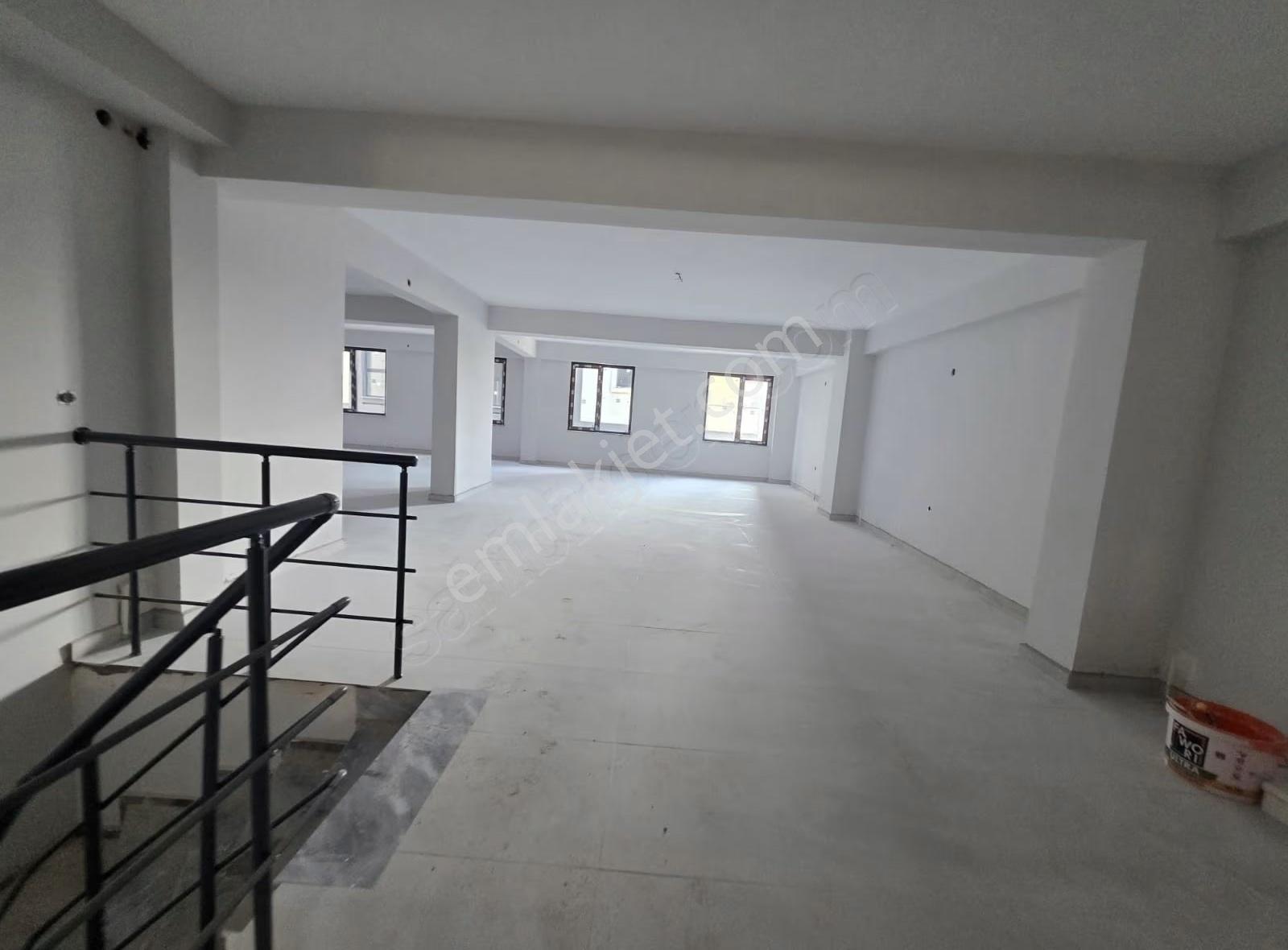 Devlet Hastanesi Yakını Ticari 560 M2 Mağaza Yatırım Fırsatı - Görsel 11