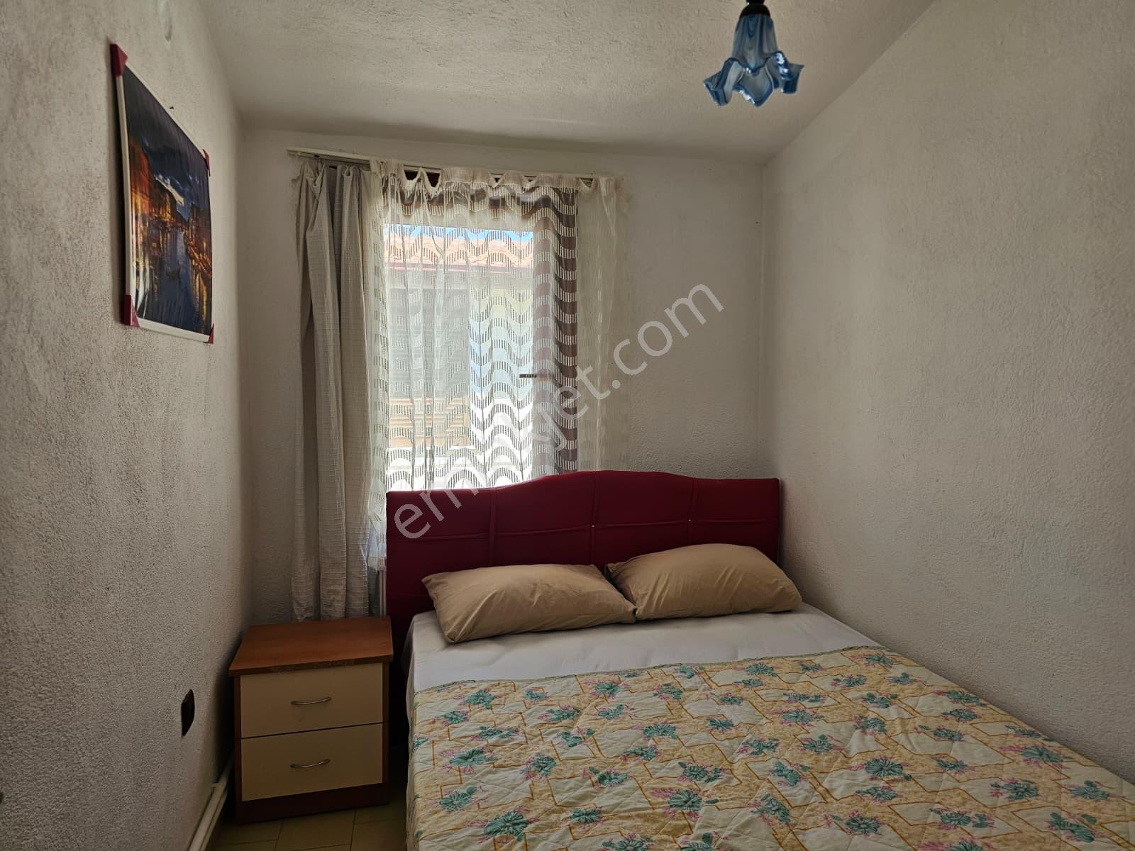 Burhaniye Ören'de, Plaja Sıfır Site İçinde, Özel Mimari, Eşyalı Müstakil Satılık Villa - Görsel 26