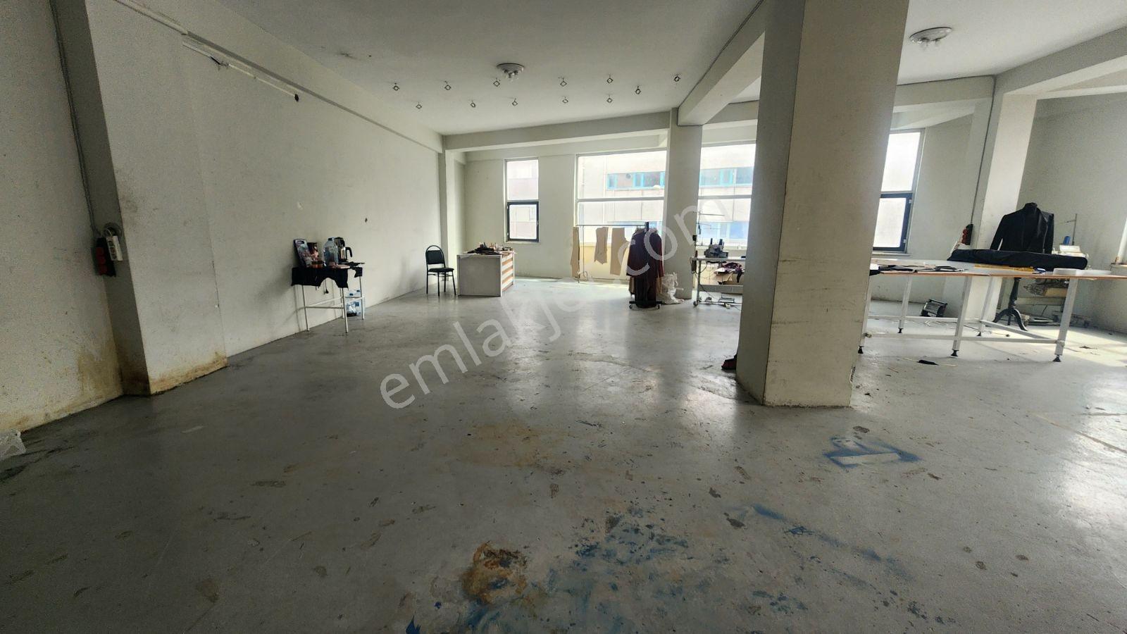 Enes Yeterden Cadde Üzerinde Kısmen Müstakil Plaza - Görsel 22