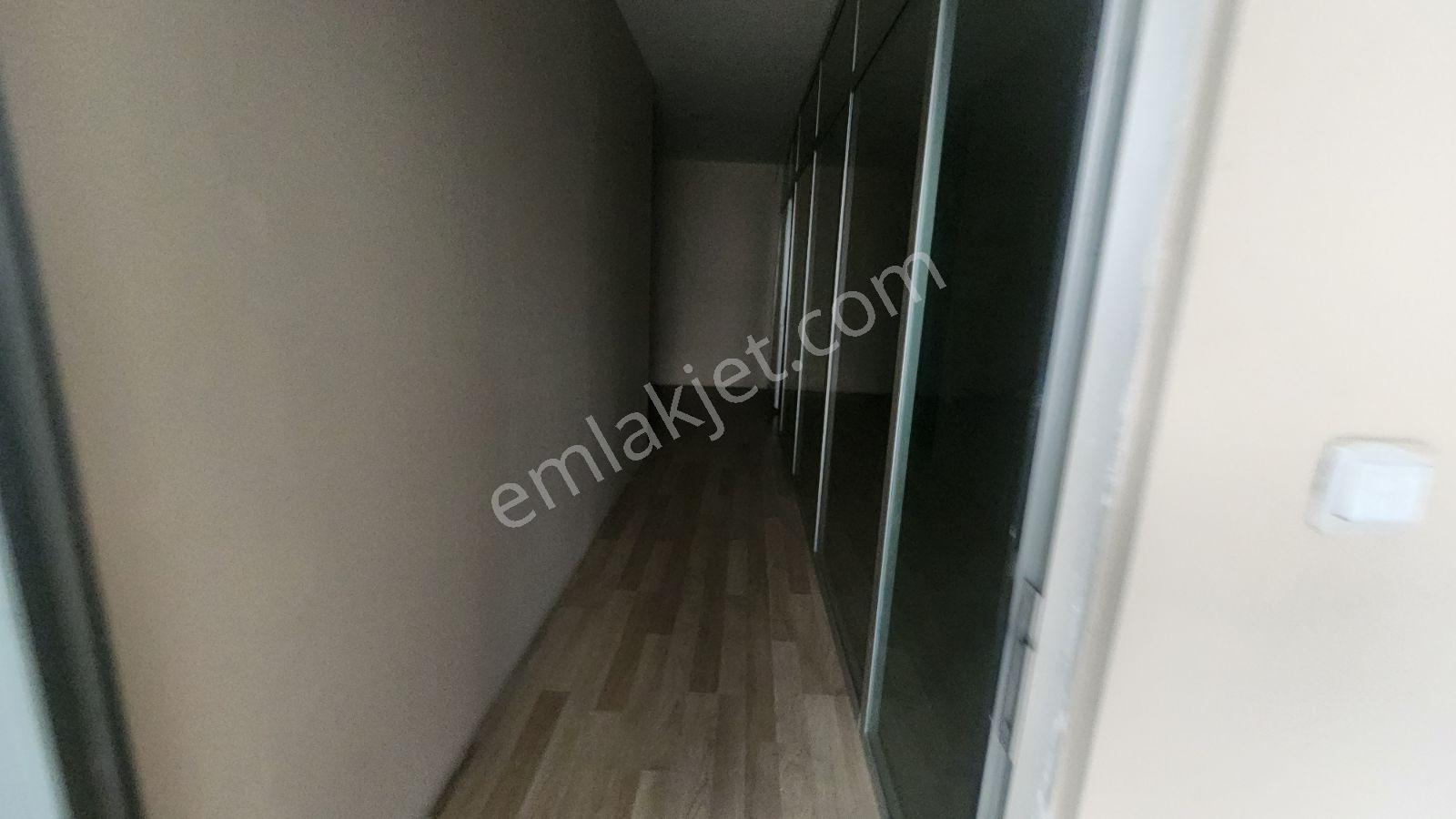 Enes Yeterden Cadde Üzerinde Kısmen Müstakil Plaza - Görsel 8