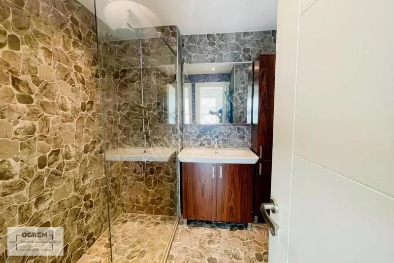 Kadıköy Caddebostan Da Giyinme Odalı Ebeveynli Boş Satılık Daire - Görsel 4