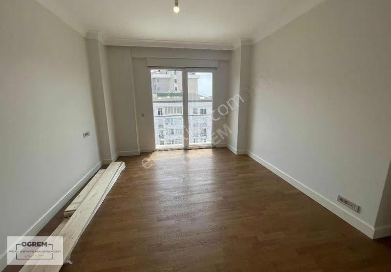 Kadıköy Caddebostan Da Giyinme Odalı Ebeveynli Boş Satılık Daire - Görsel 13