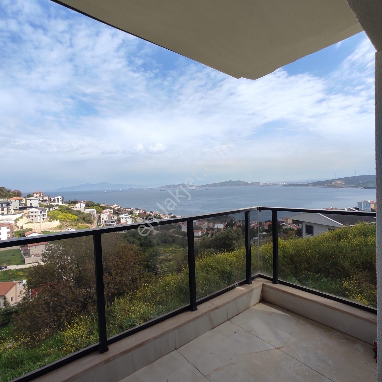 Yeni Foça'da Deniz Manzaralı Satılık Sıfır Villa - Görsel 15