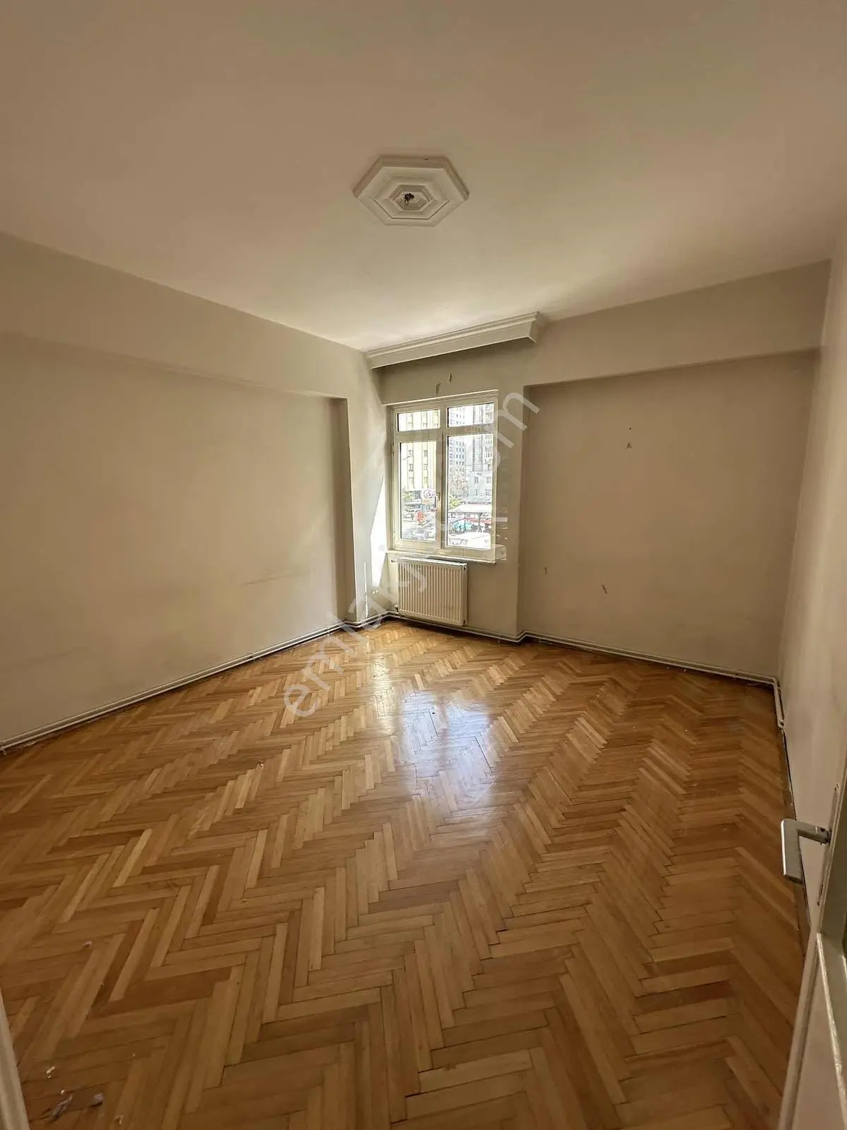 Remax Forum Dan Şehir Merkezinde Kiralık 3+1 - Görsel 12