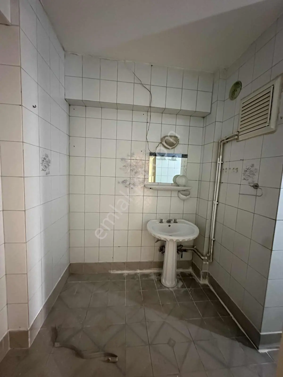 Remax Forum Dan Şehir Merkezinde Kiralık 3+1 - Görsel 4