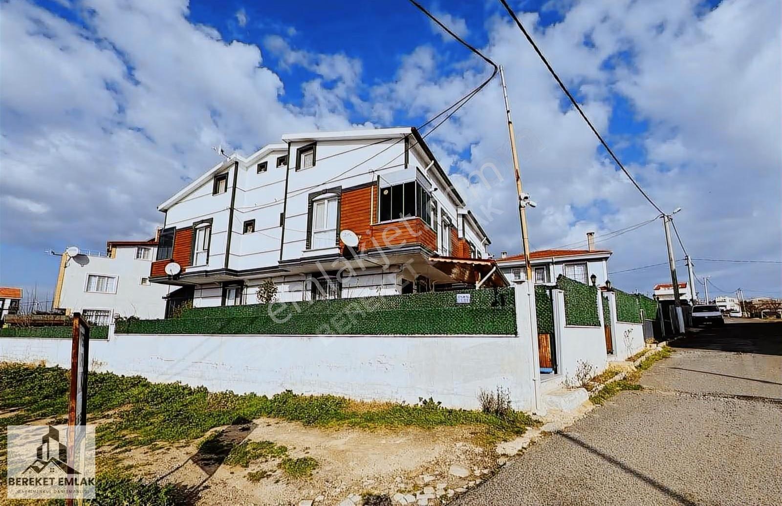 Bereket Emlaktan Kapalı Pazara Çok Yakın Geniş Bahçeli Villa - Görsel 5