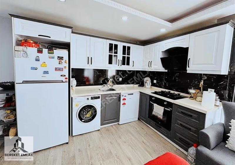 Bereket Emlaktan Kapalı Pazara Çok Yakın Geniş Bahçeli Villa - Görsel 27
