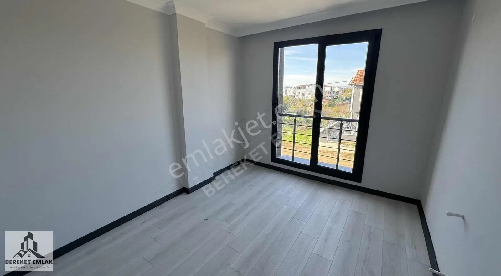 Bereket Emlaktan Köşebaşı Lüx Triplex Villa - Görsel 23