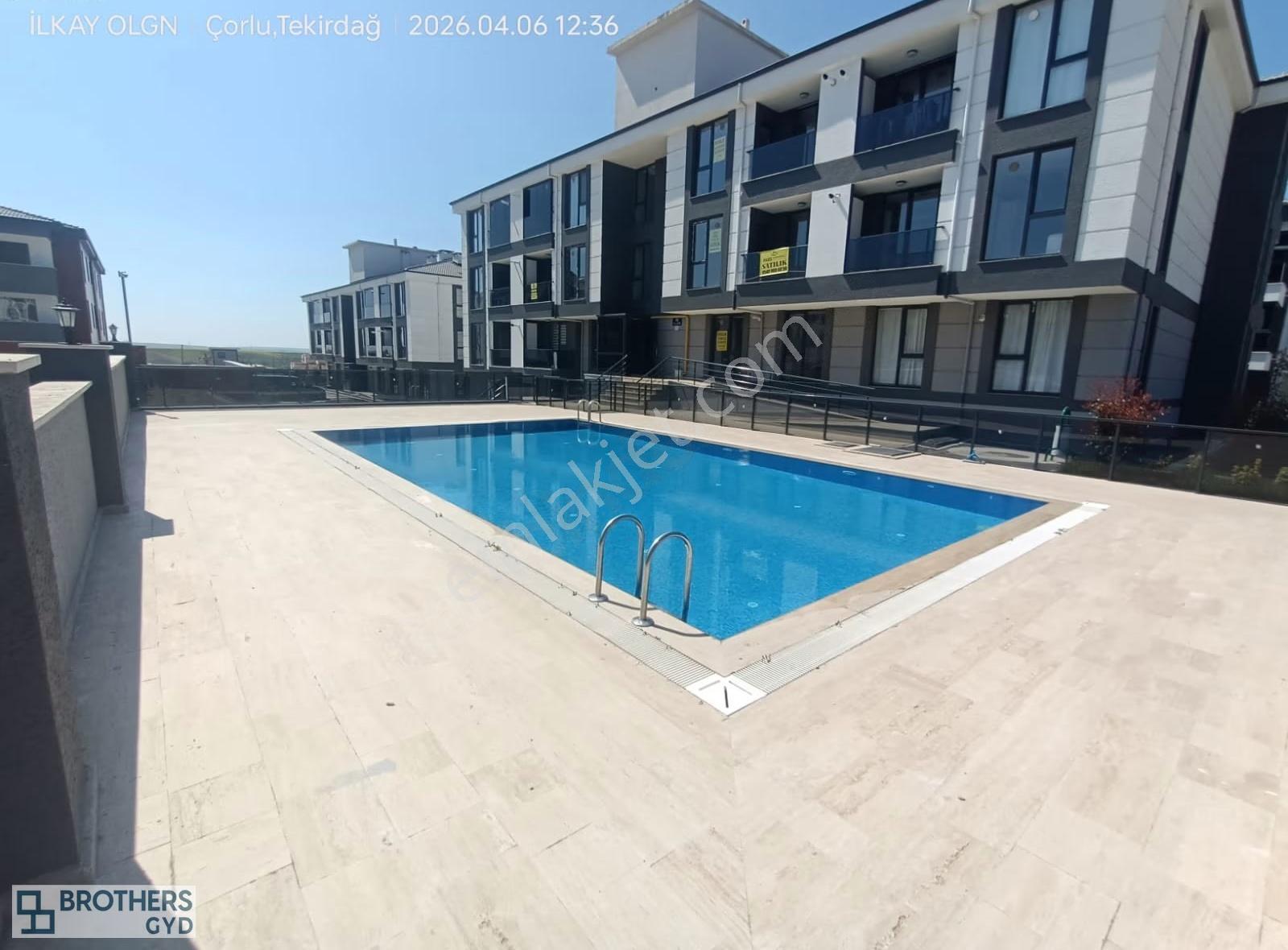 Brothersdan Kervancı Koruda Havuz 1+1 Kiralık Daire