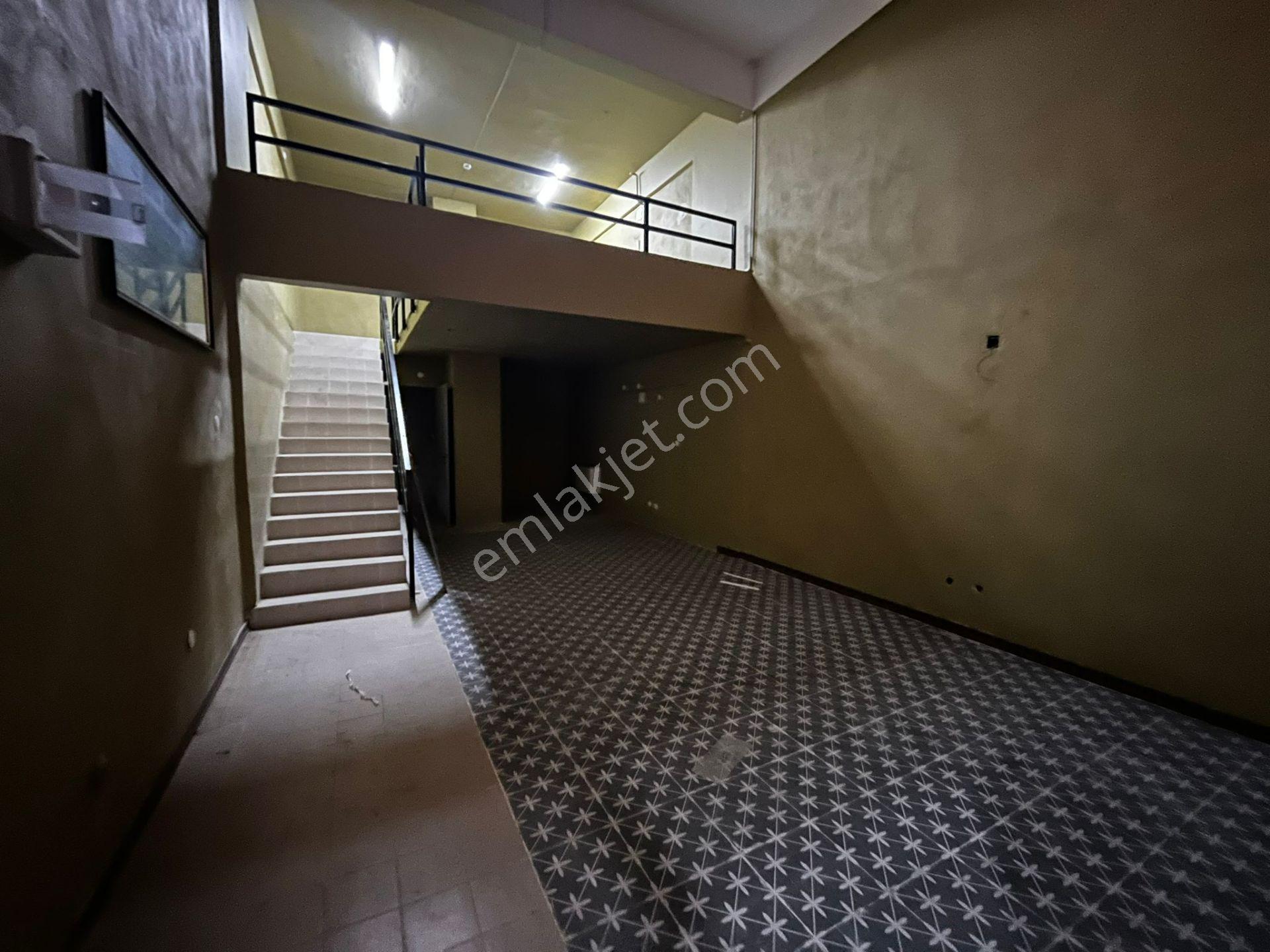 Em-of Emlak'tan Merkezi Konumda Giriş Kat 75 M2 Kiralık İş Yeri - Görsel 11