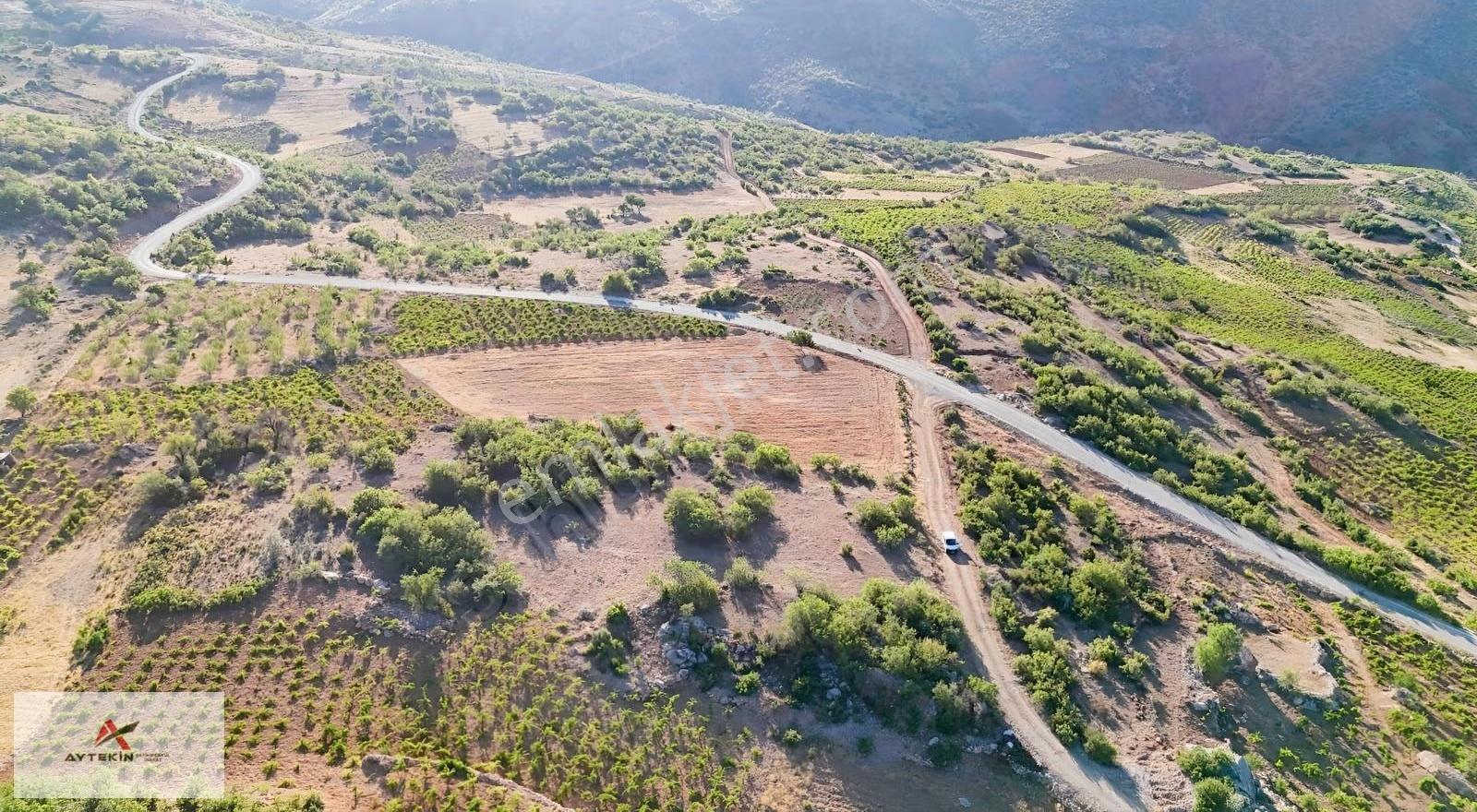 Eşsiz Doğa Manzarasına Sahib 1.334 M² Müstakil Bahçe - Görsel 12