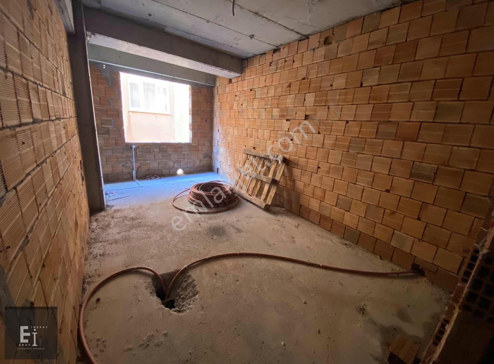 Eray Emlak'tan Satılık Arakat 2+1 90m2 Kullanışlı Daire - Görsel 3