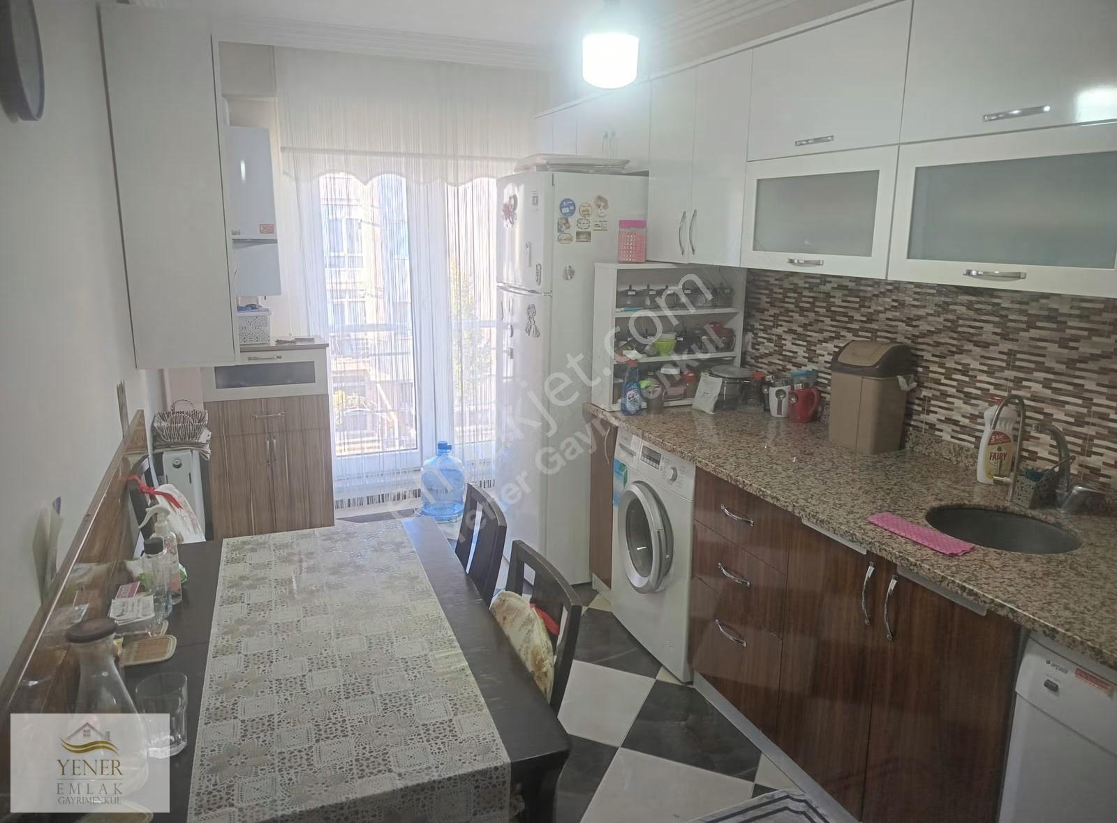 Vişnelik Mah. Ali Fuat Caddesi Yakını Bakımlı Satılık 2+1 Daire - Görsel 3