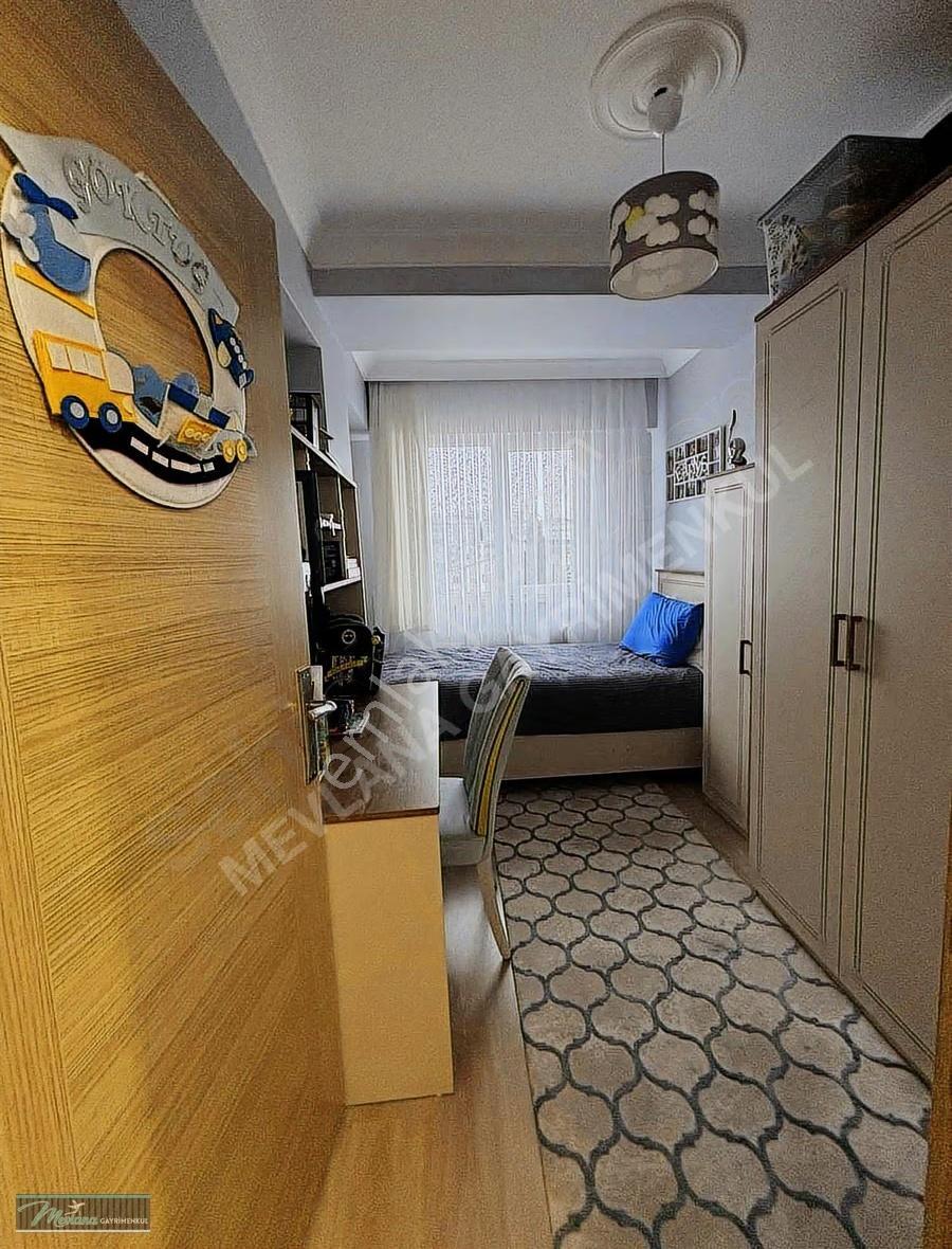 Çayırova Menderes Caddesi'nde Satılık 4+1 Normal Kat Daire - Görsel 12