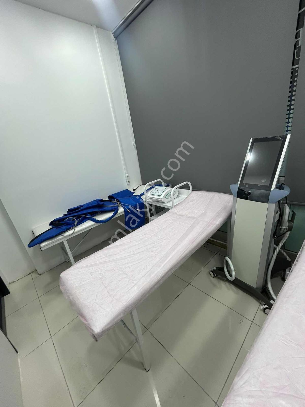 Esenyurt Kent Palas1 Premium Devren Kiralık Güzellik Merkezi - Görsel 14