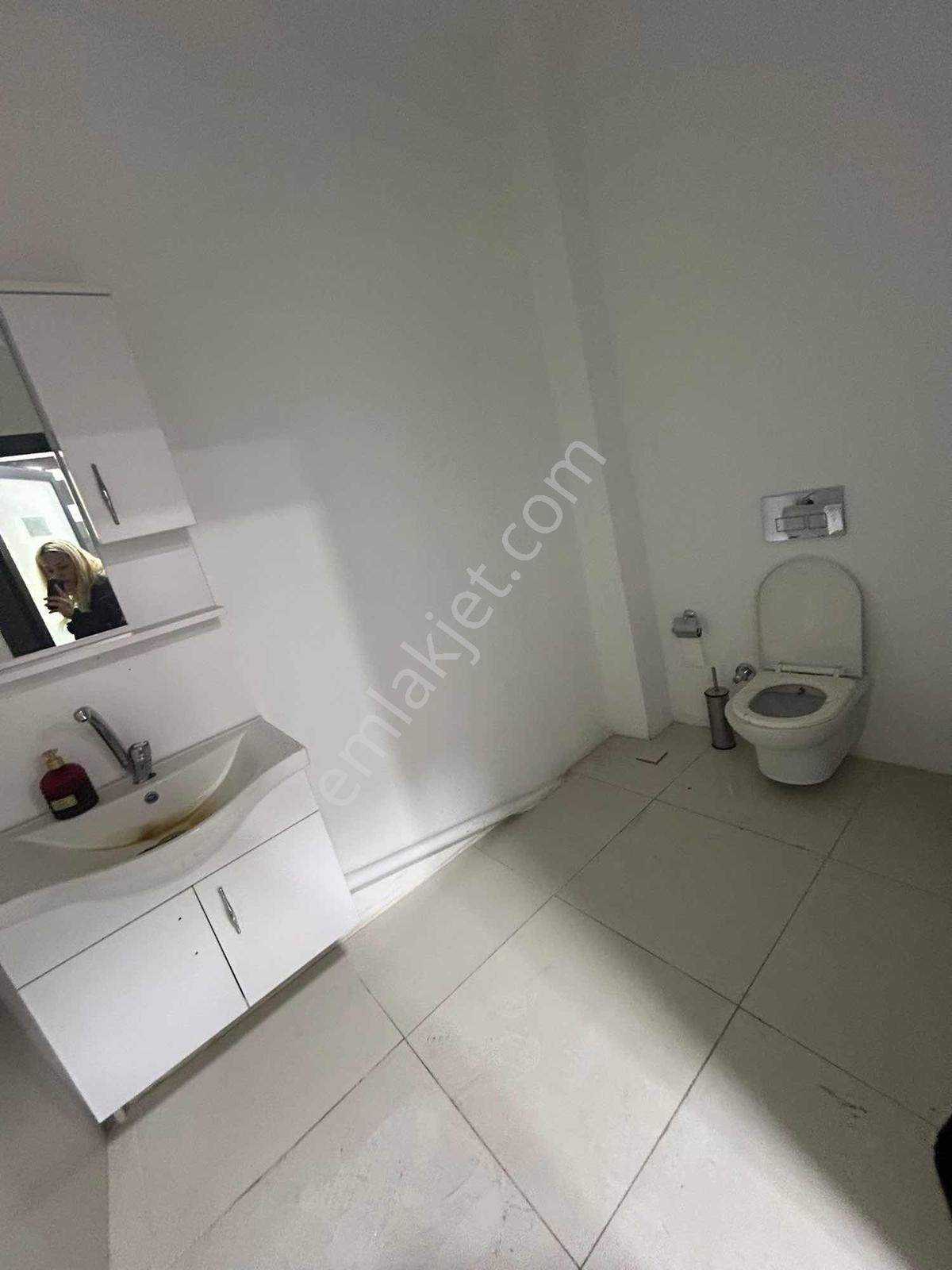Esenyurt Kent Palas1 Premium Devren Kiralık Güzellik Merkezi - Görsel 2