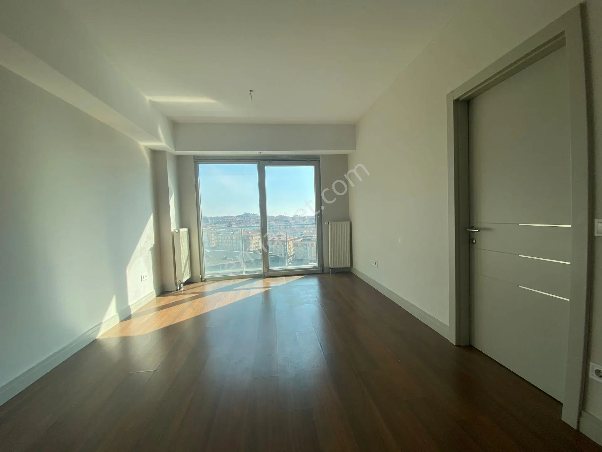 İstanbul House'dan Sur Yapı Corridor'da Peyzaj Manzaralı 1+1 - Görsel 2