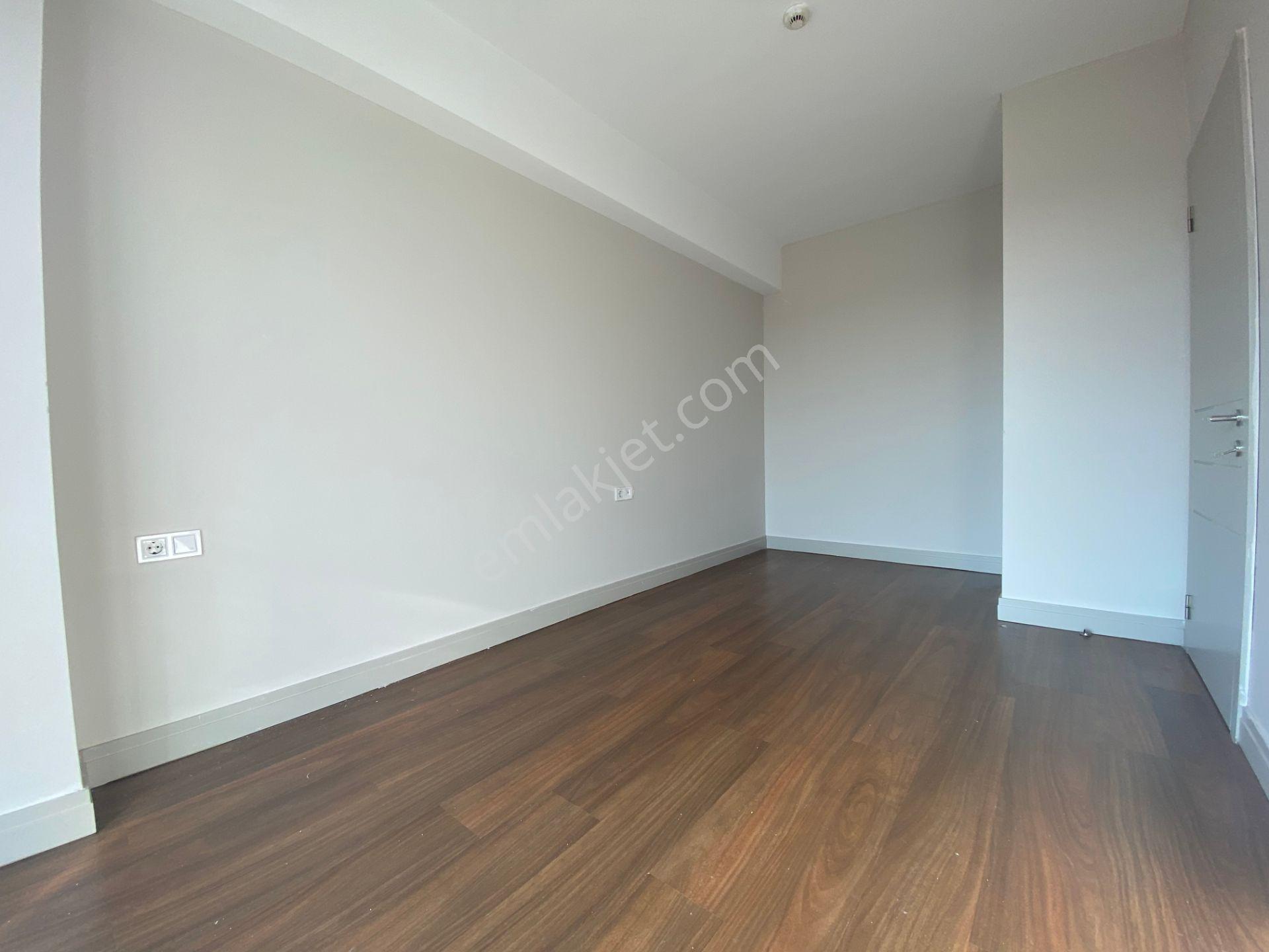 İstanbul House'dan Sur Yapı Corridor'da Peyzaj Manzaralı 1+1 - Görsel 6