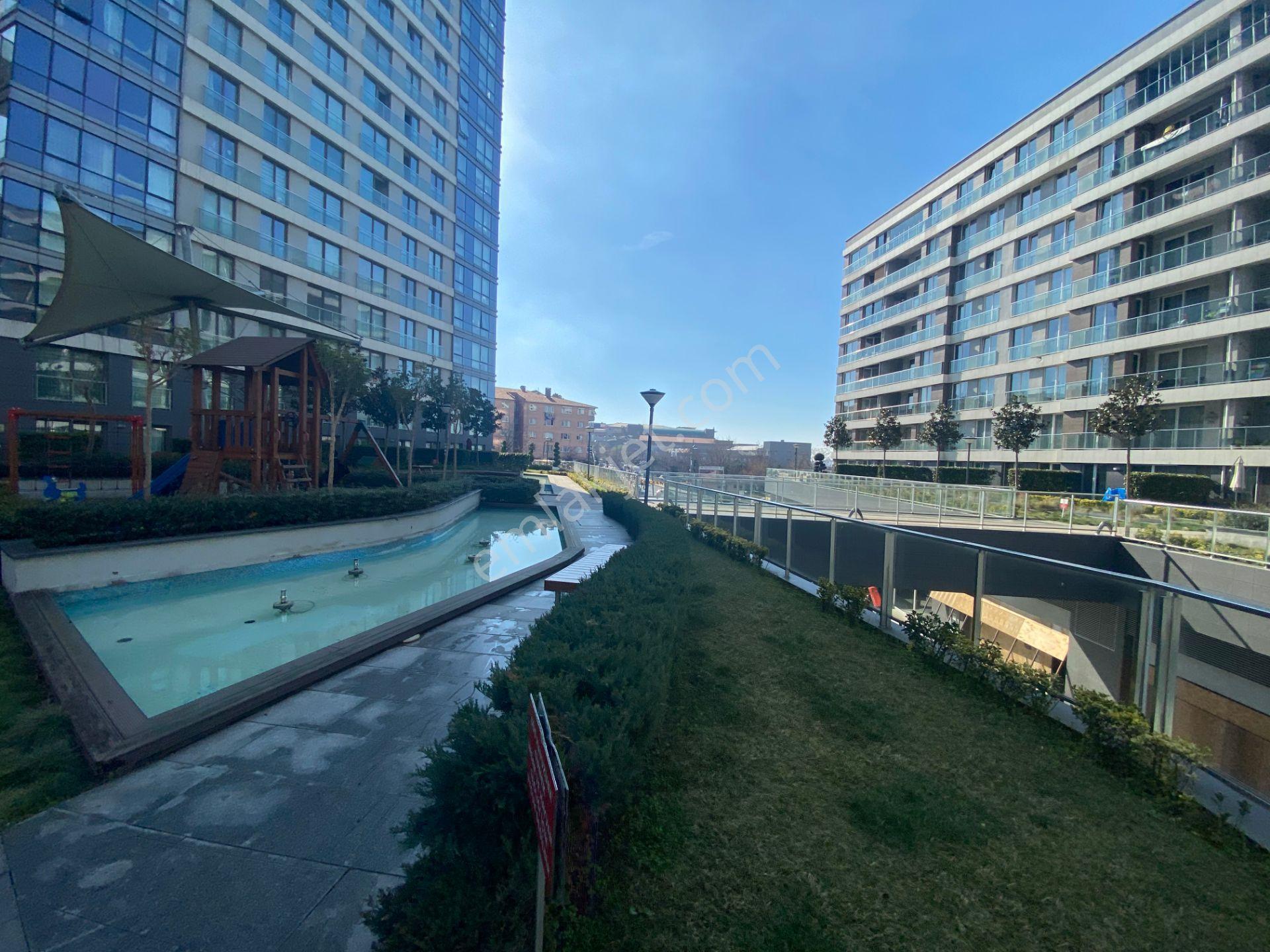 İstanbul House'dan Sur Yapı Corridor'da Peyzaj Manzaralı 1+1 - Görsel 15