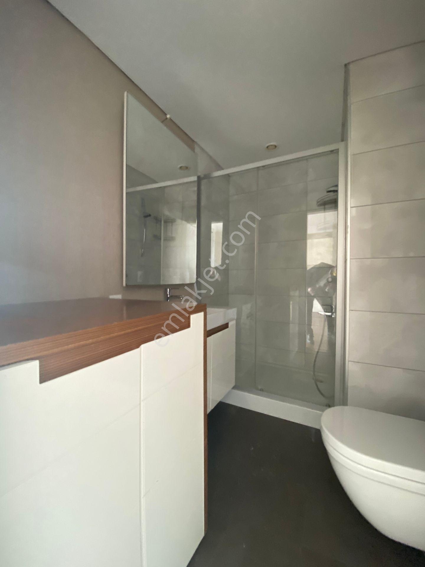 İstanbul House'dan Sur Yapı Corridor'da Peyzaj Manzaralı 1+1 - Görsel 9