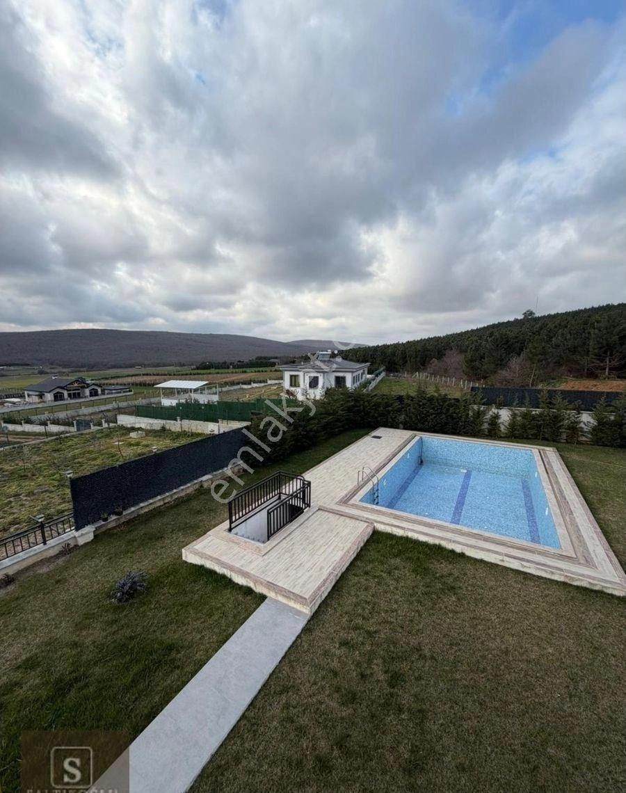 Saltıkoğlu'ndan Oklalıda 2900 M² İçinde Havuzlu Lüks Villa - Görsel 34