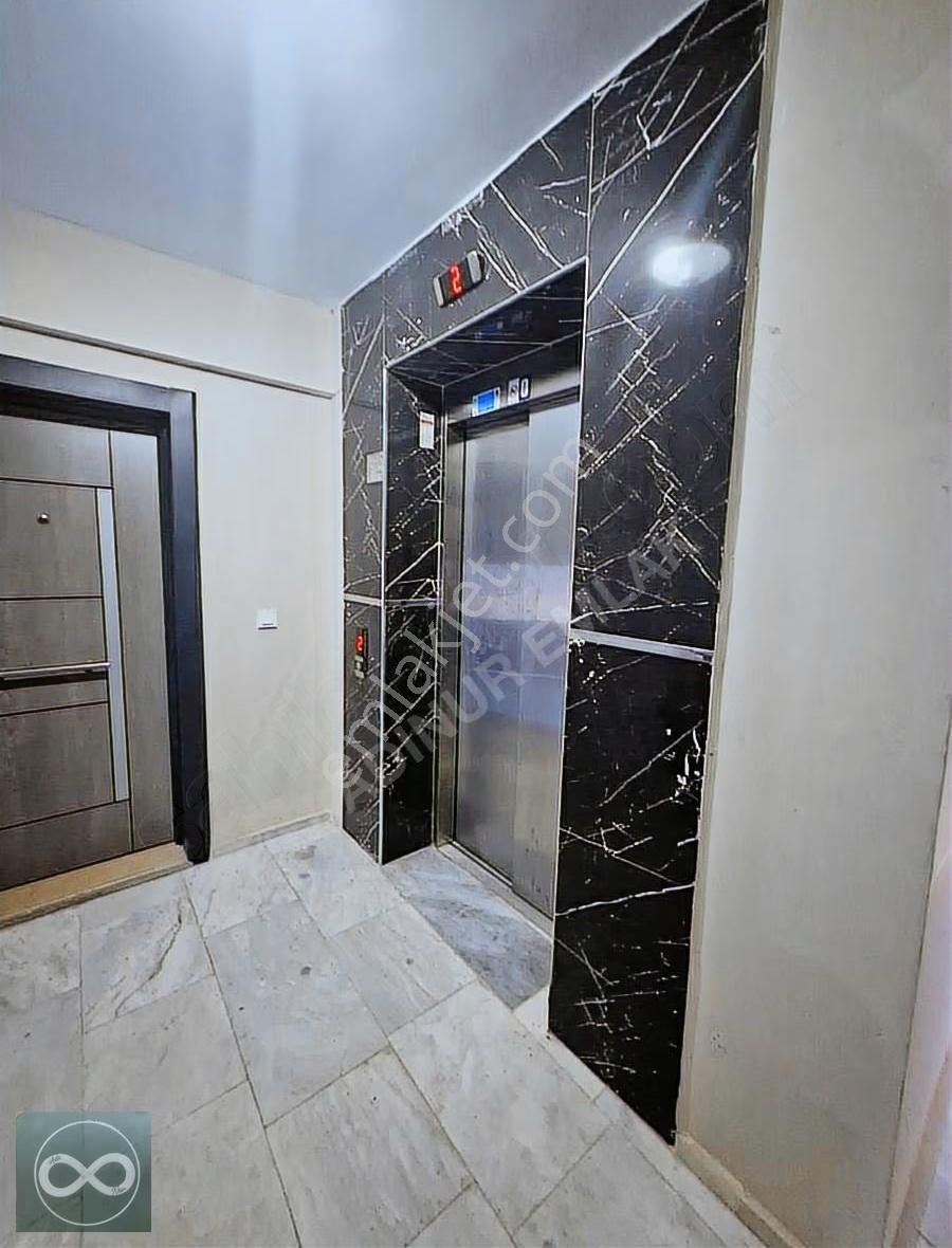 Kuşadası Davutlar Merkezde Eşyalı 1+1 Satılık Daire - Görsel 15