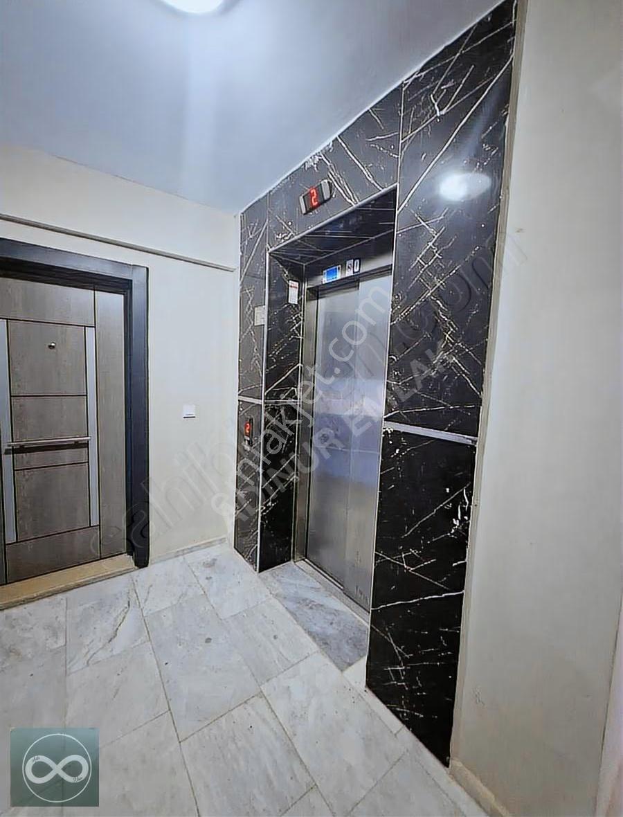Kuşadası Davutlar Merkezde Eşyalı 1+1 Satılık Daire - Görsel 8