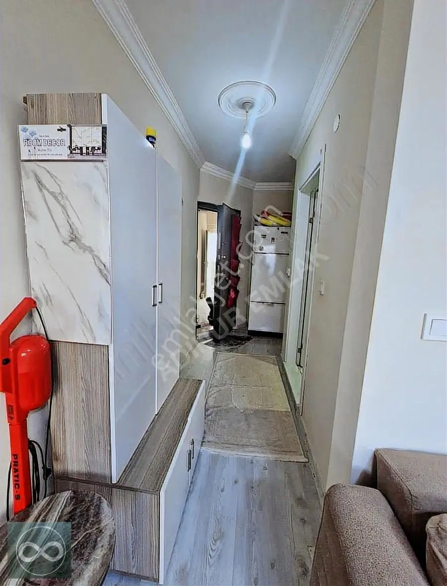 Kuşadası Davutlar Merkezde Eşyalı 1+1 Satılık Daire - Görsel 5