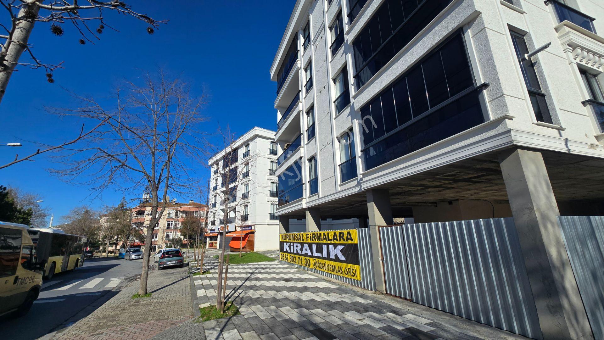 Özgün Emlaktan Sahilde Ana Cadde Üzeri Kurumsal Firmalara 650 M2 Köşe Dükkan - Görsel 13