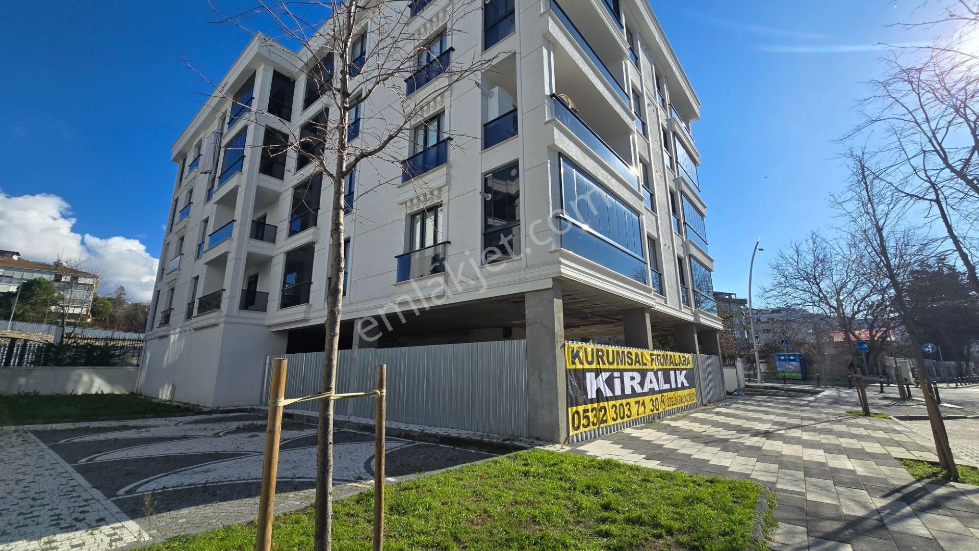 Özgün Emlaktan Sahilde Ana Cadde Üzeri Kurumsal Firmalara 650 M2 Köşe Dükkan - Görsel 21