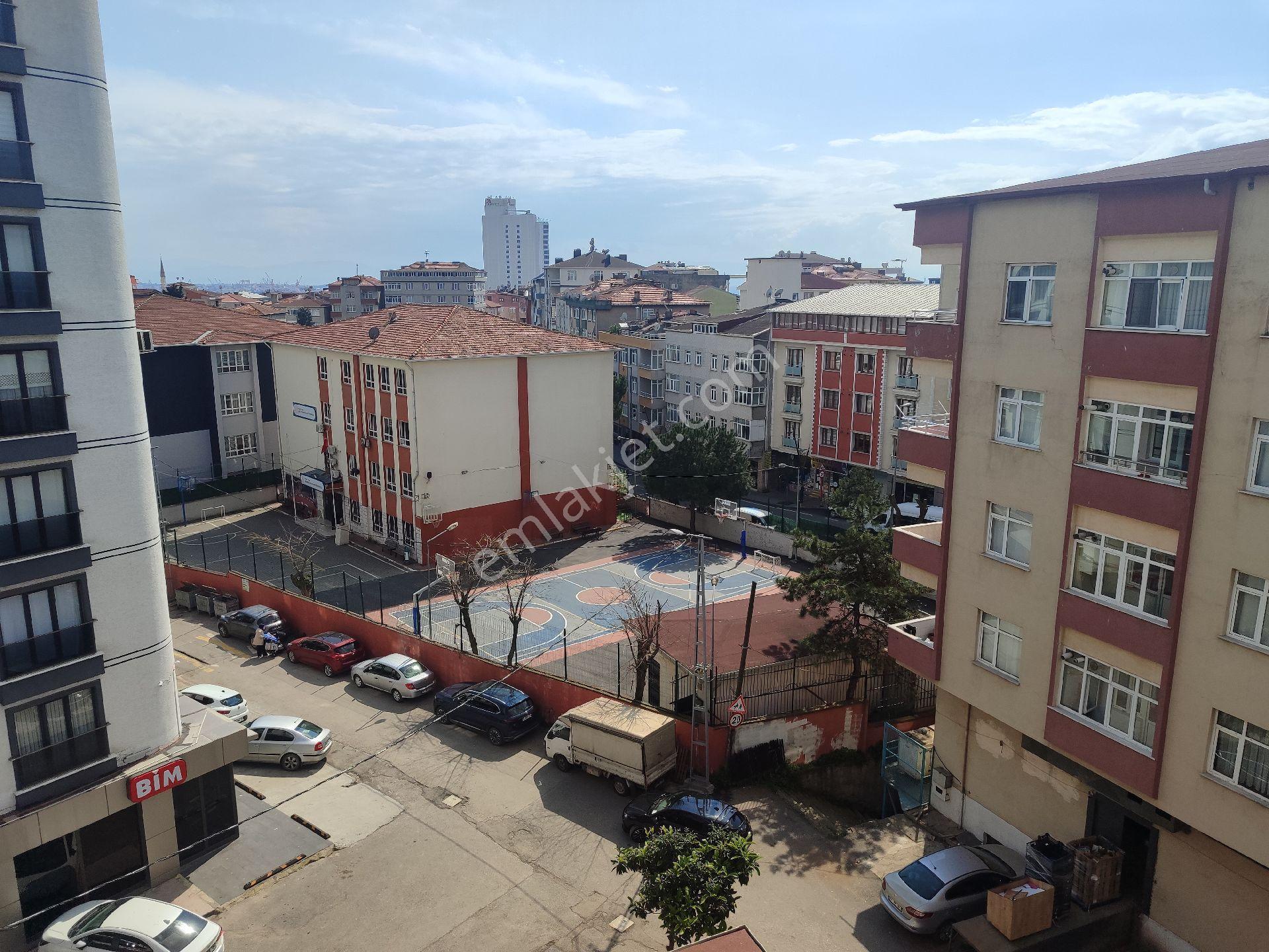 Pendik Çamçeşme Mah.hastaneye Yakın Geniş Kullanışlı 2 - Görsel 12