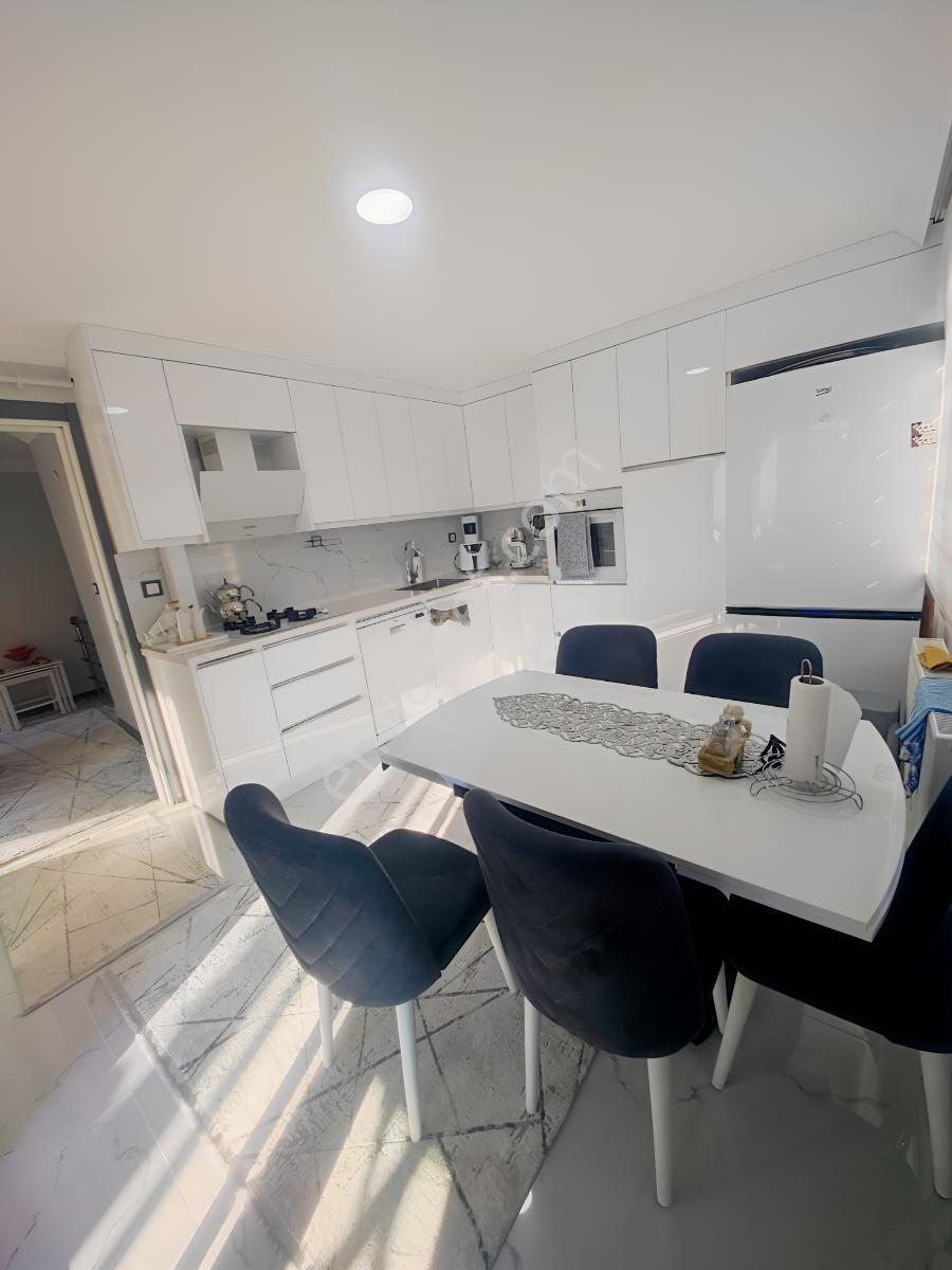 50 Yıl Mah Ful Lüx Önü Açık 4+1 Satılık Dublex