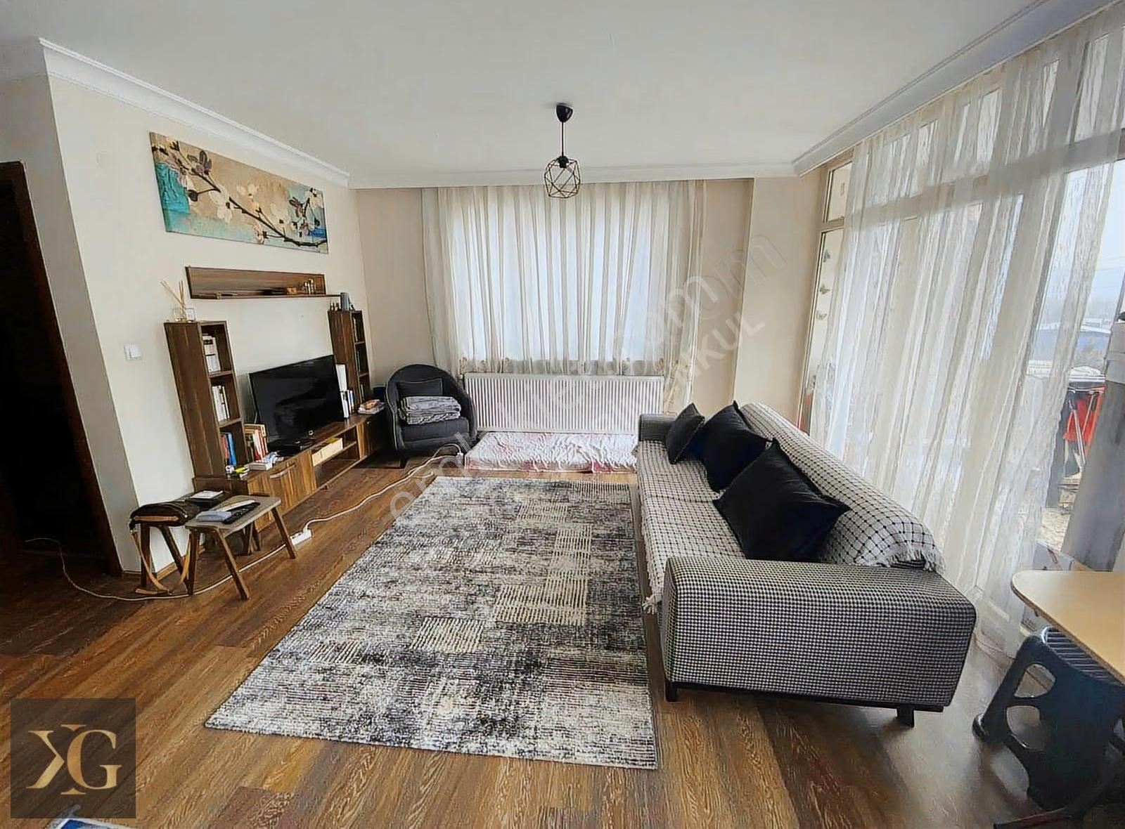 Pruvadan Görüklede 1+1 Arakatta Geniş M2 Eşyalı Satılık Daire - Görsel 13