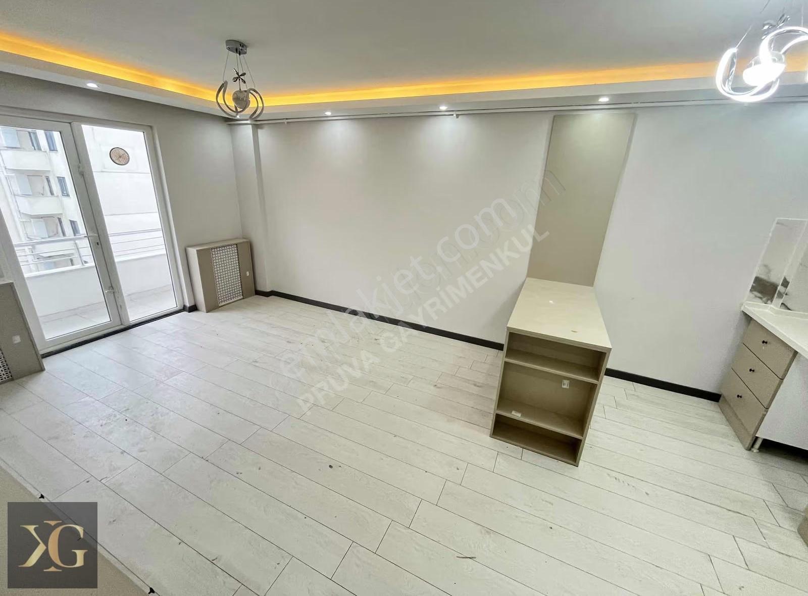 Pruva'dan Dumlupınar'da 2+1 Geniş M2 Aile Binasında Daire - Görsel 16