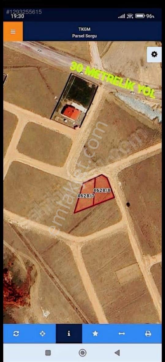 Elmalıkta Göl Manzaralı Villalık Parseller