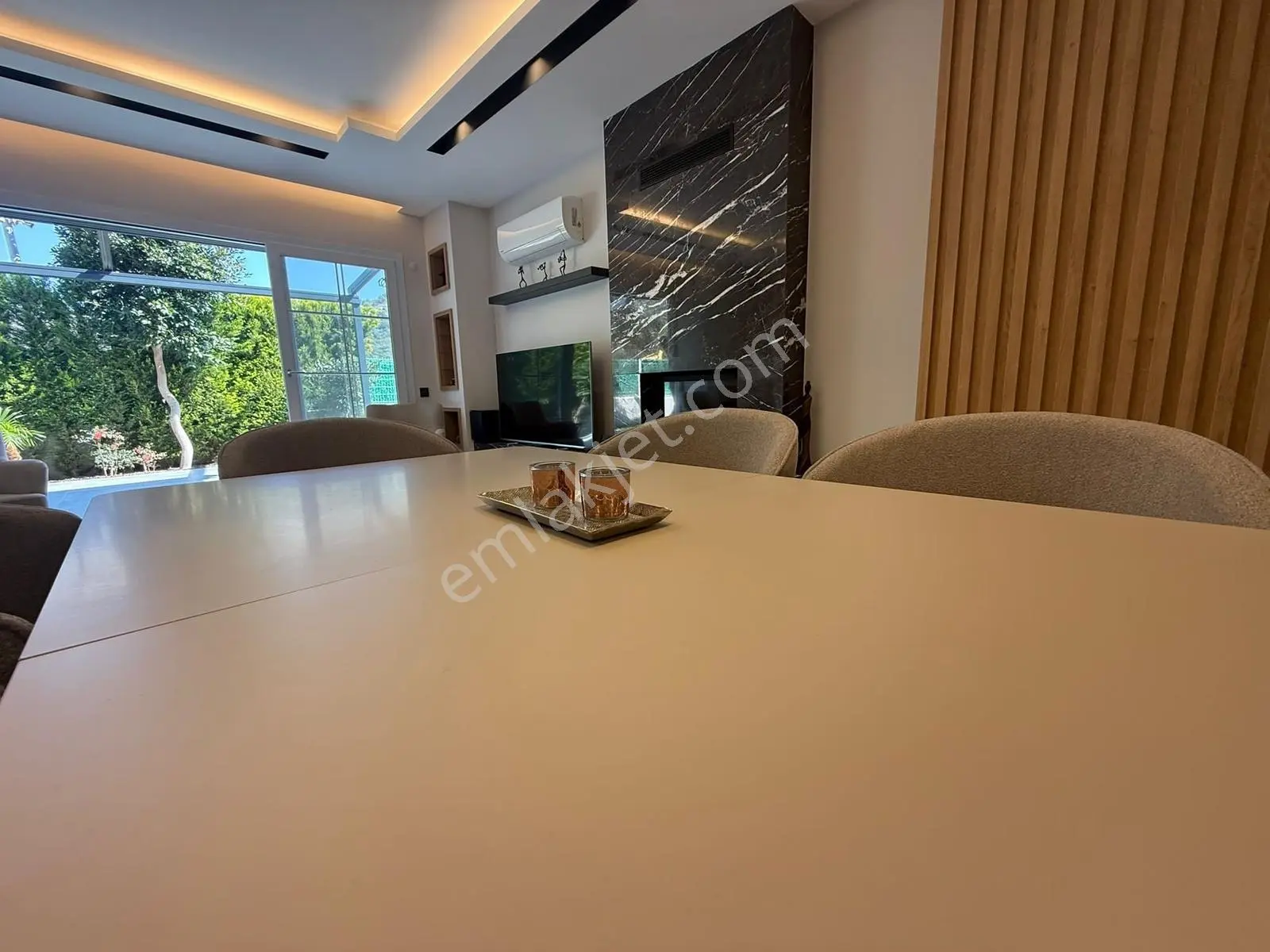 Kuşadası Lüks 4+1 Geniş Müstakil Villa- Özel Bahçeli - Görsel 3