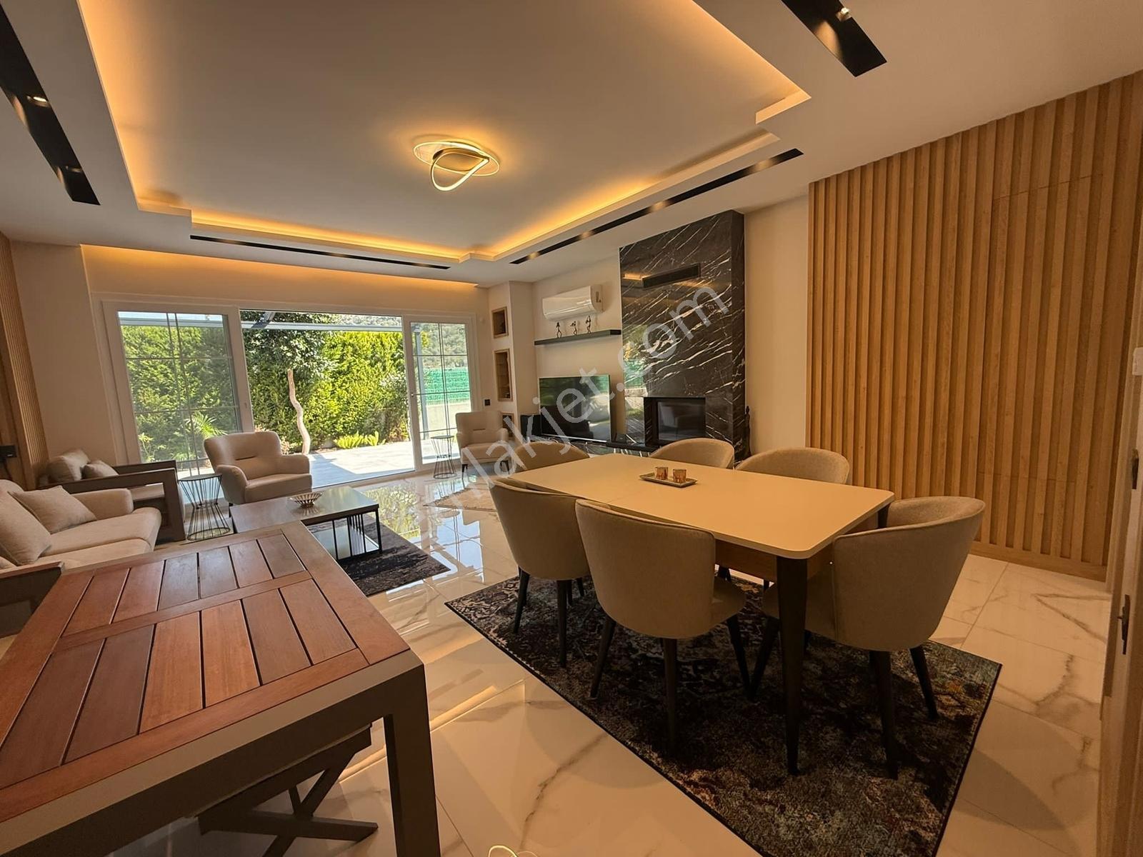 Kuşadası Lüks 4+1 Geniş Müstakil Villa- Özel Bahçeli - Görsel 4
