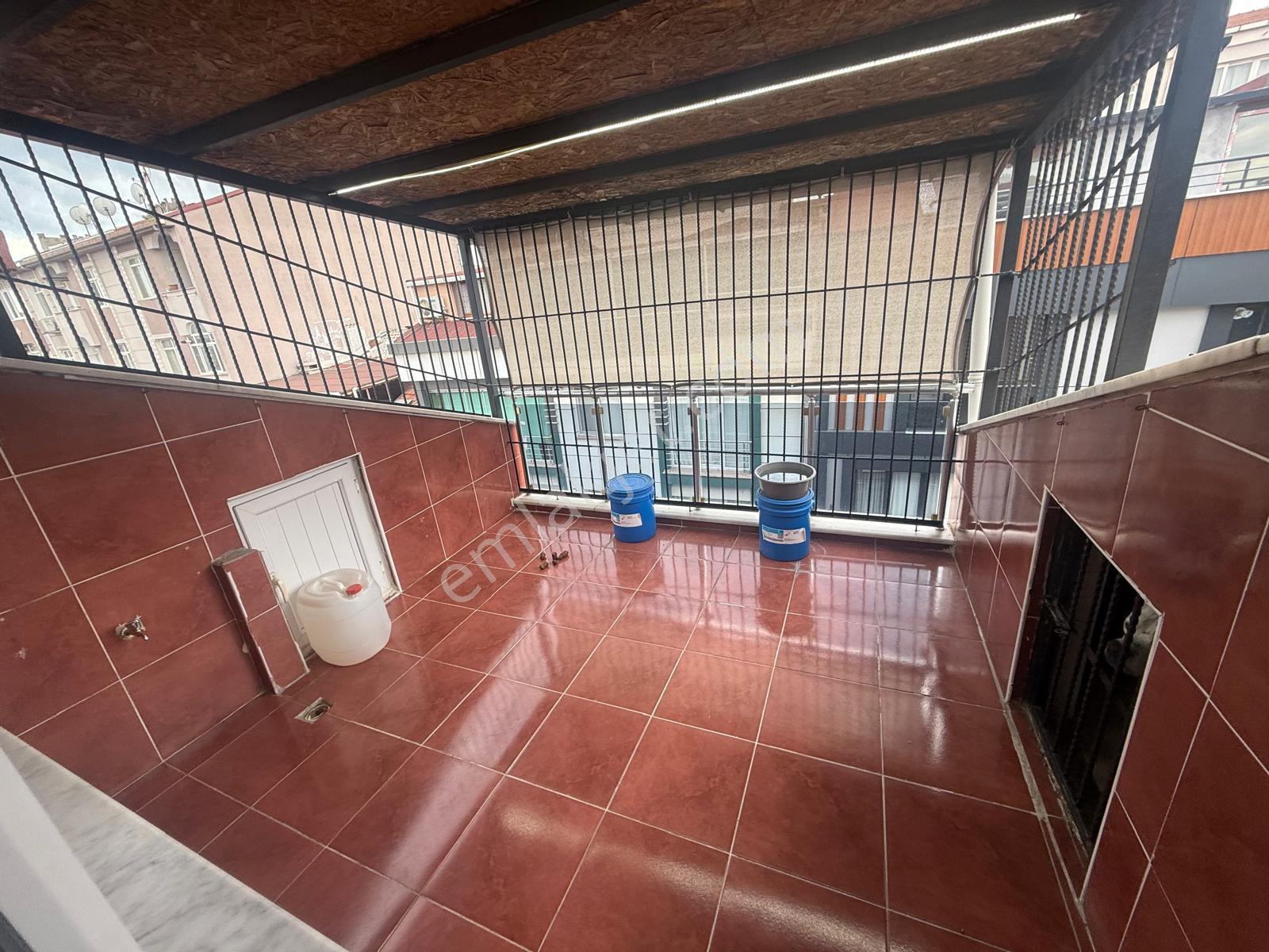 Barış'tan Metrobüsün Yanı Başında Uygun Fiyata 4+1 Dubleks Daire - Görsel 24