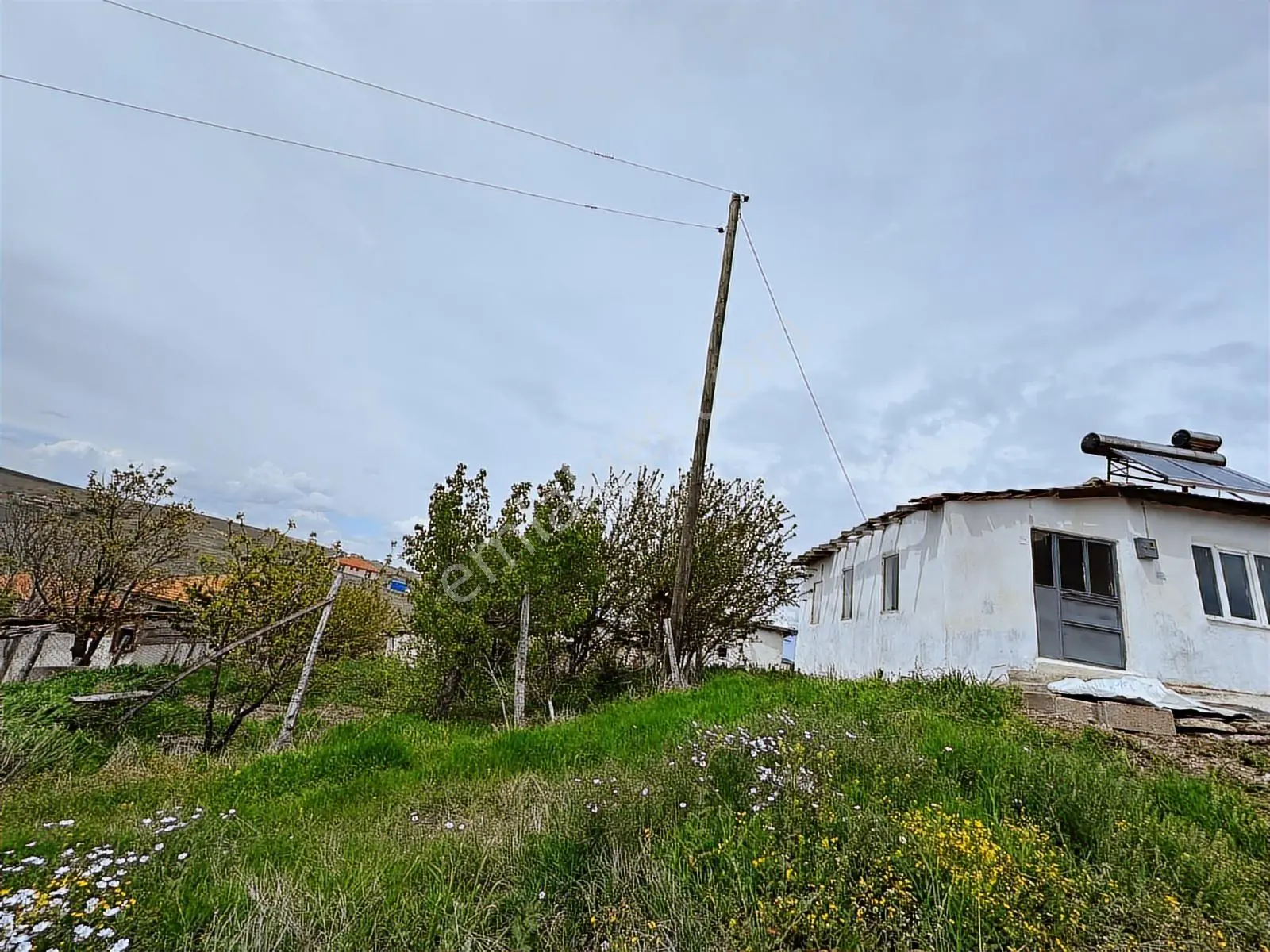 Hürriyet Mahallesi'nde 2+1 564 M2 Arsa İçinde Müstakil Ev - Görsel 14