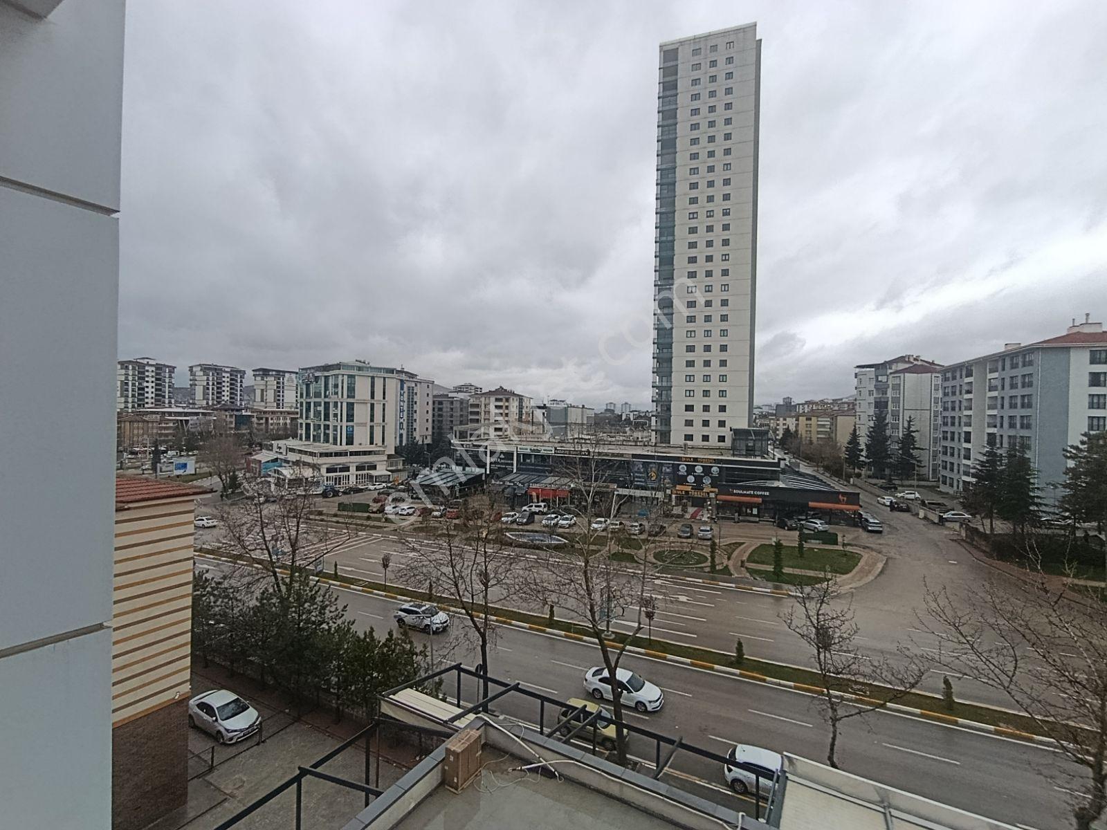 Hazardağlı Kavşağı Karabulut Plazada Tabela Değeri Yüksek Köşe - Görsel 26