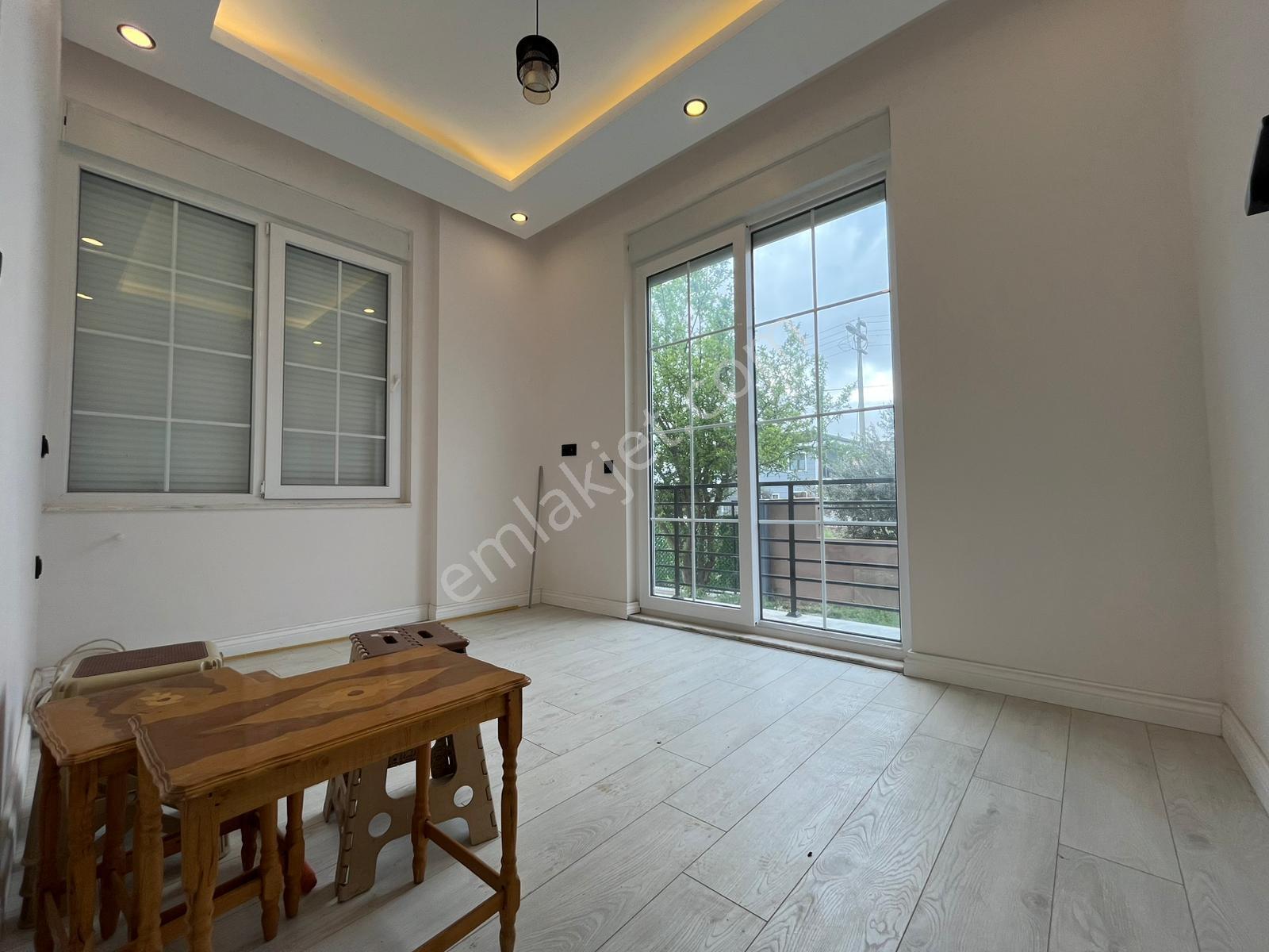 Döşemealtı'nda Satılık 5+2 Lüks Villa | Teraslı | Bahçeli - Görsel 17