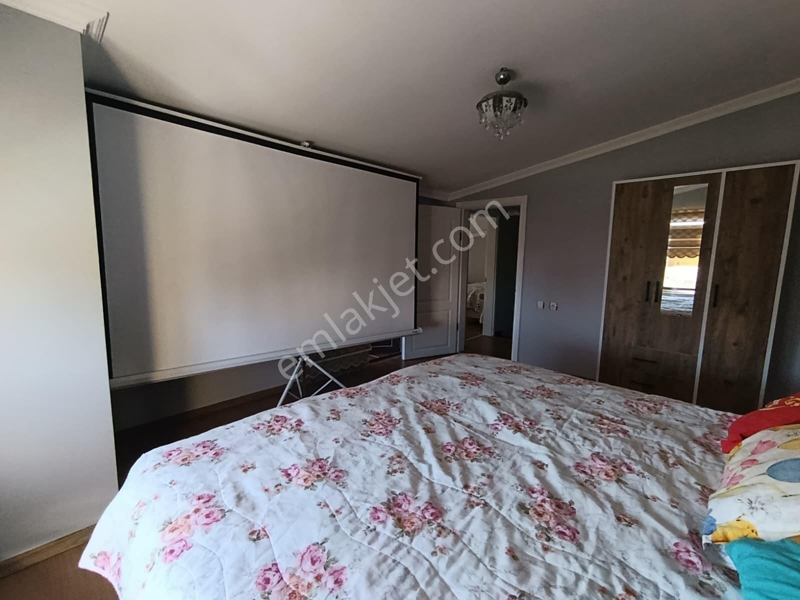 &küçükkuyu'da Kiralık Klimalı Isıpomlı Eşyalı Dublex Daire - Görsel 16