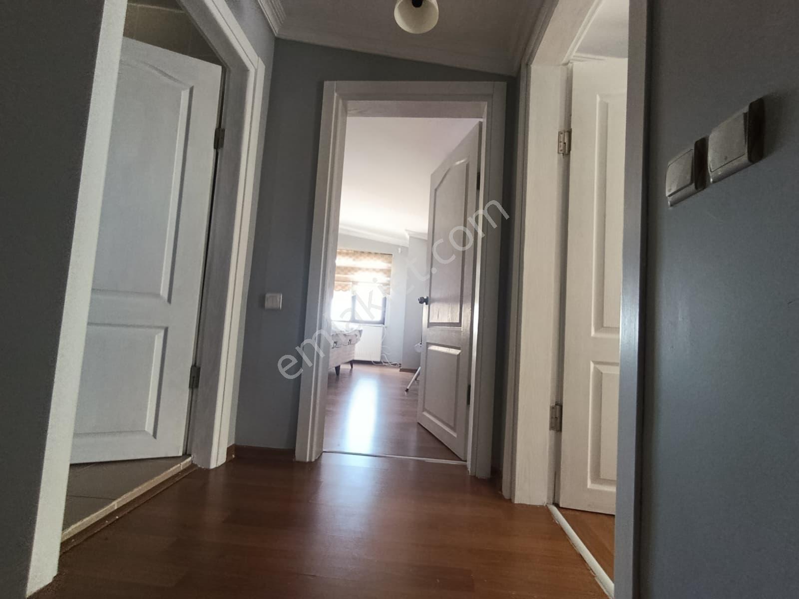 &küçükkuyu'da Kiralık Klimalı Isıpomlı Eşyalı Dublex Daire - Görsel 22