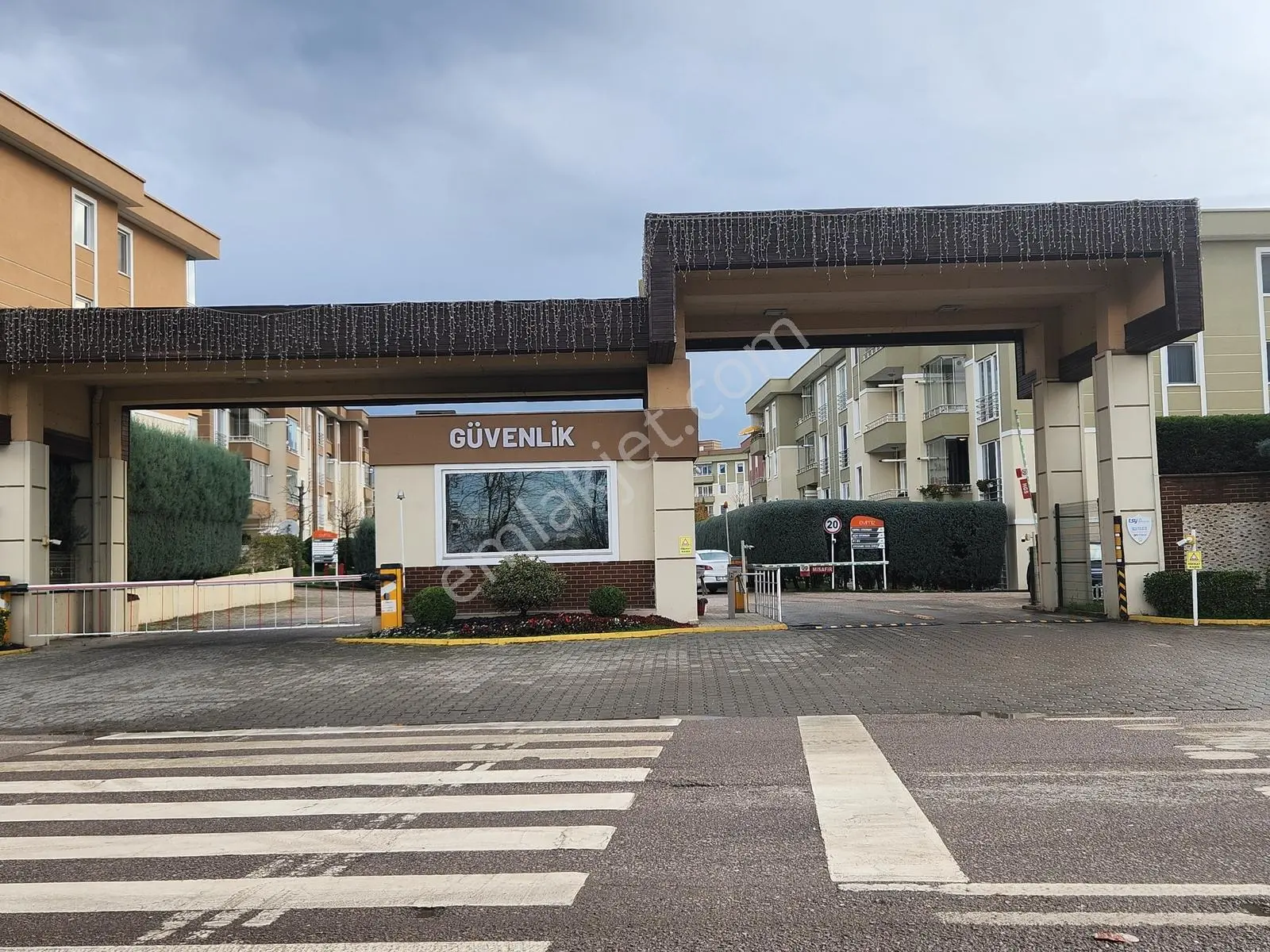 Başıskele Evimiz Kocaeli Sit.2+1 Bahçe Katı Kiralık Daire