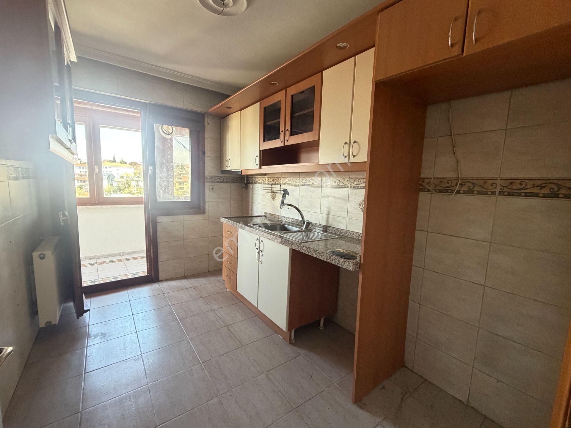 Koşuyolu Sabancı Sitesi Karşısı Geniş 2+1 Satılık Daire / Boştur - Görsel 26