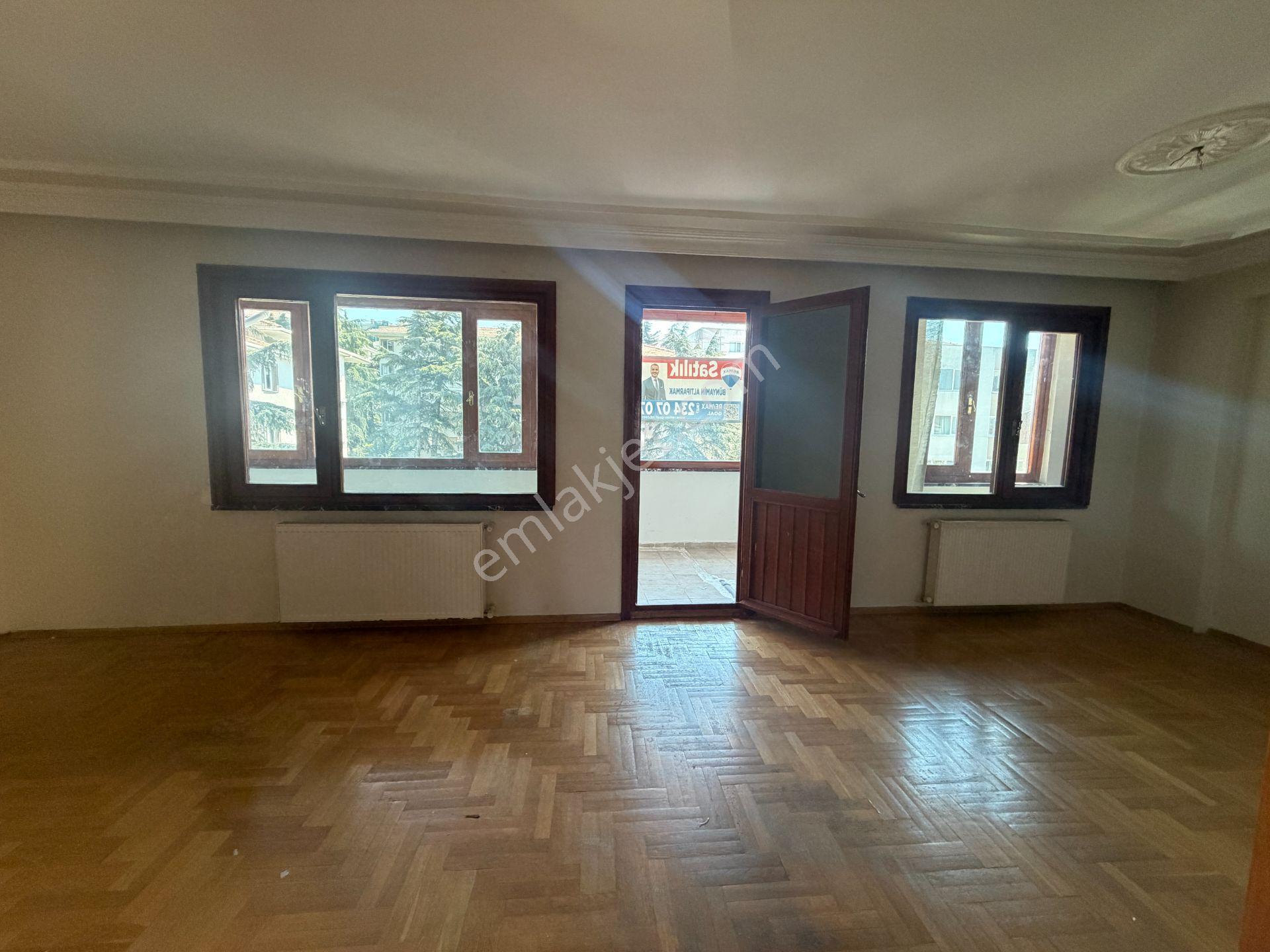 Koşuyolu Sabancı Sitesi Karşısı Geniş 2+1 Satılık Daire / Boştur - Görsel 10