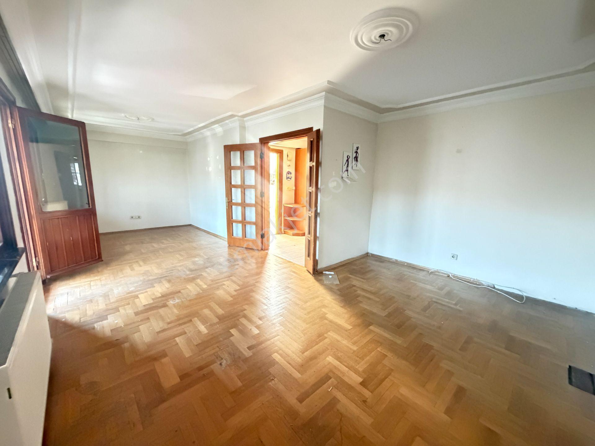 Koşuyolu Sabancı Sitesi Karşısı Geniş 2+1 Satılık Daire / Boştur - Görsel 13