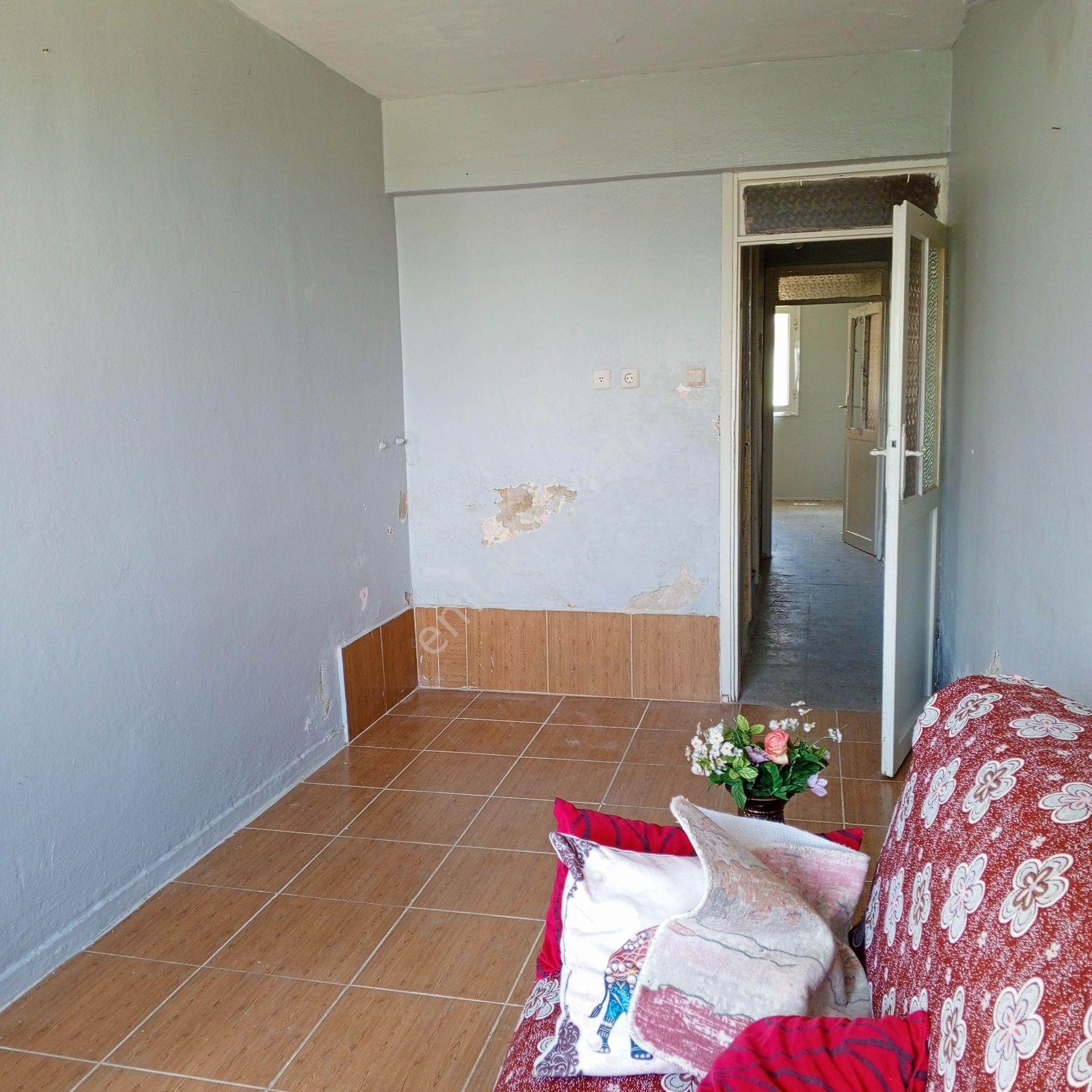 Egeturemlaktan Narlide Atatürk Mahlesinden Fuldeniz Manzaralı 2+1 Kiralık Daire - Görsel 3