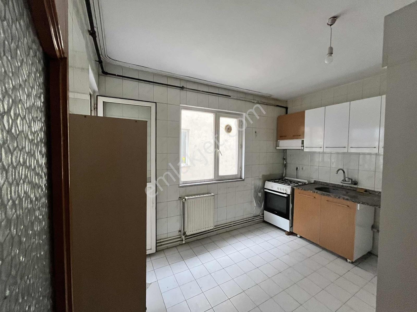 3 Balkonlu 150m2 Bagcılar Meydanda 3+1 Satılık Daire - Görsel 14