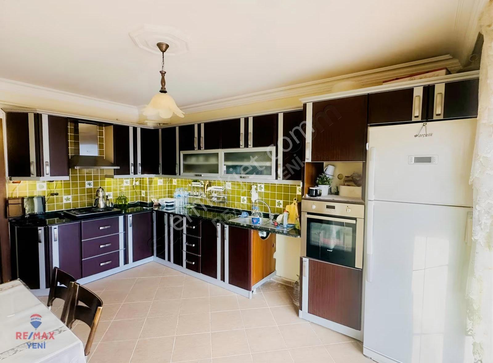 Re/max Yeni Gayrimenkul´den Merkezi Lokasyonda Satlık Daire - Görsel 16